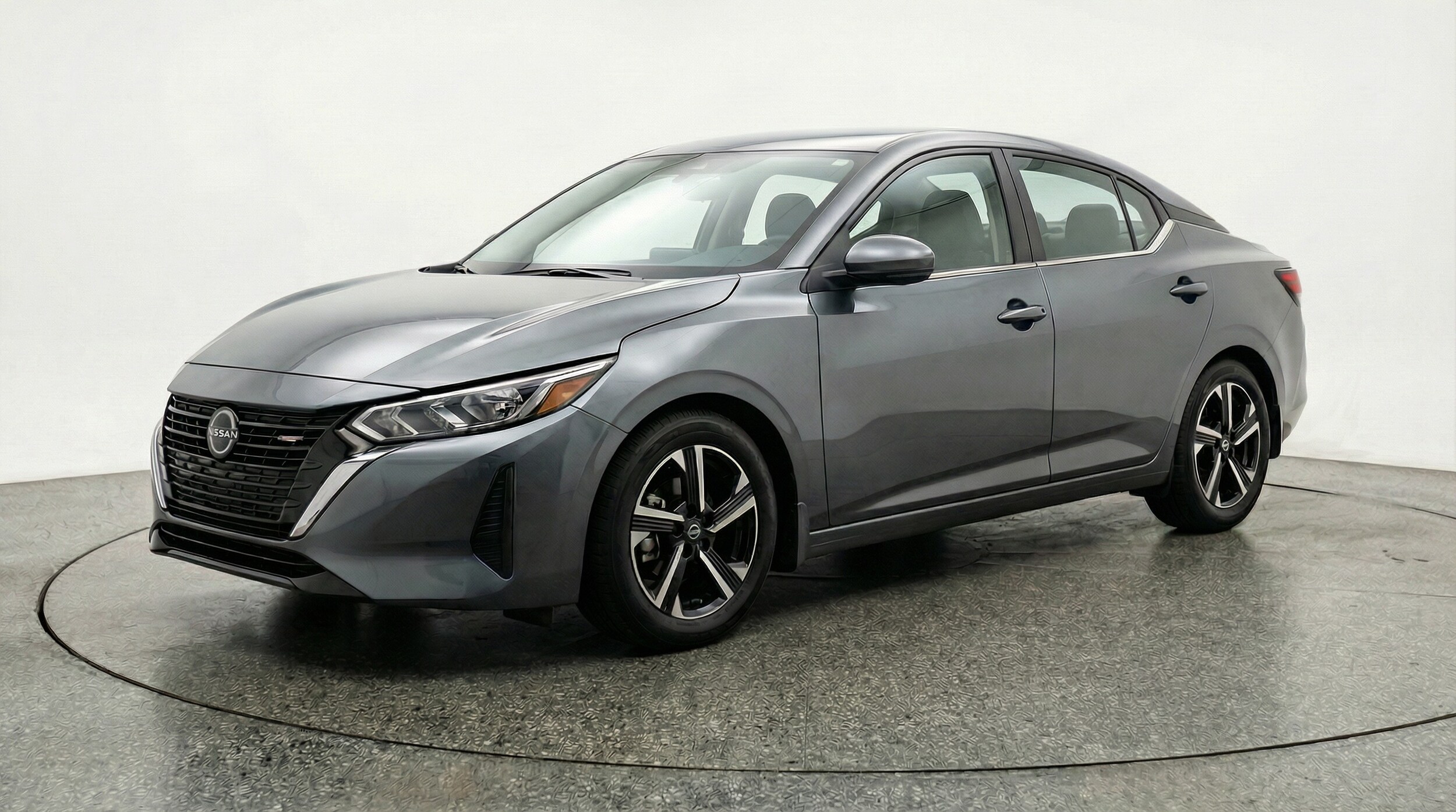 Thumbnail: 2025 Nissan Sentra - 3