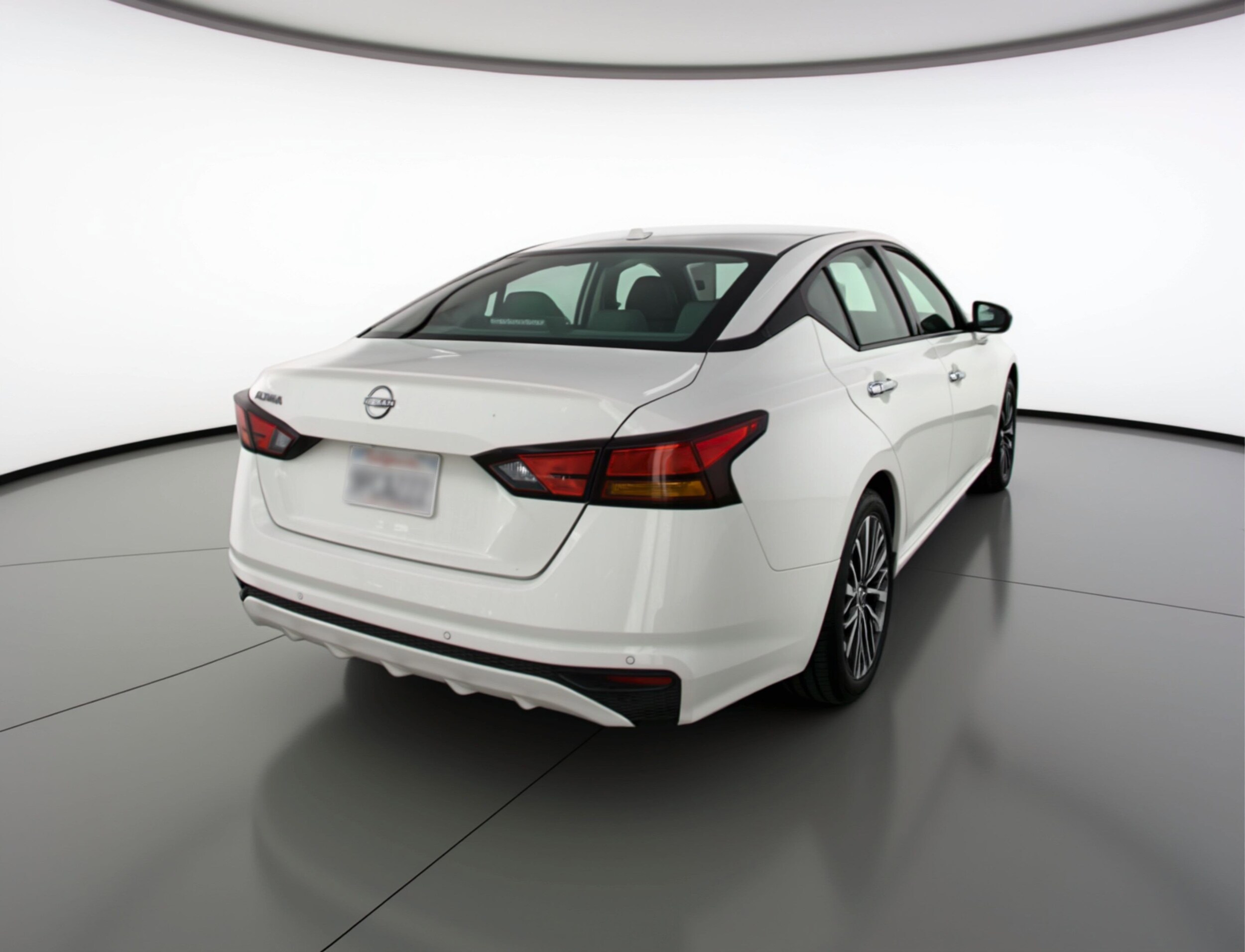 Thumbnail: 2025 Nissan Altima - 9