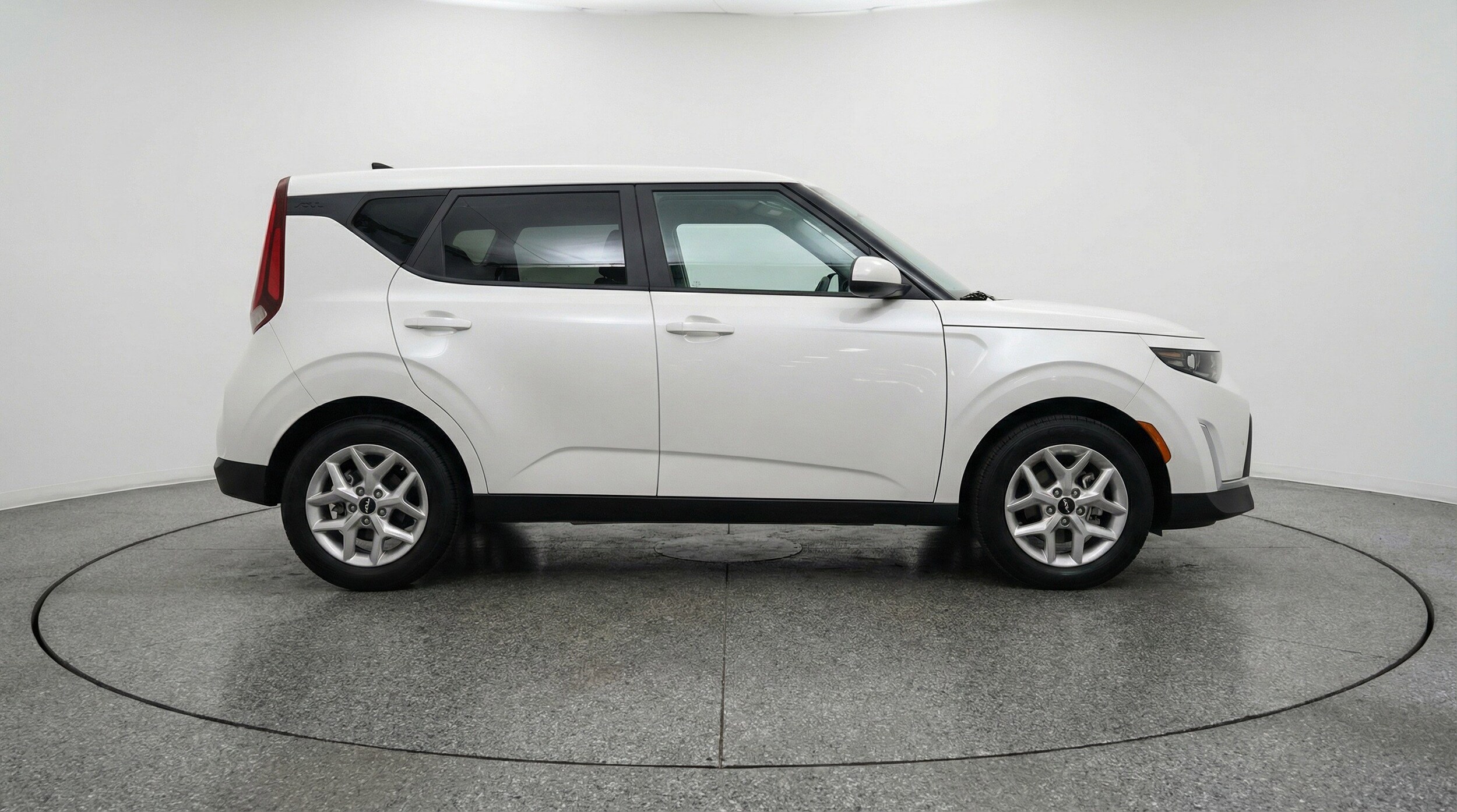 Thumbnail: 2025 Kia Soul - 11