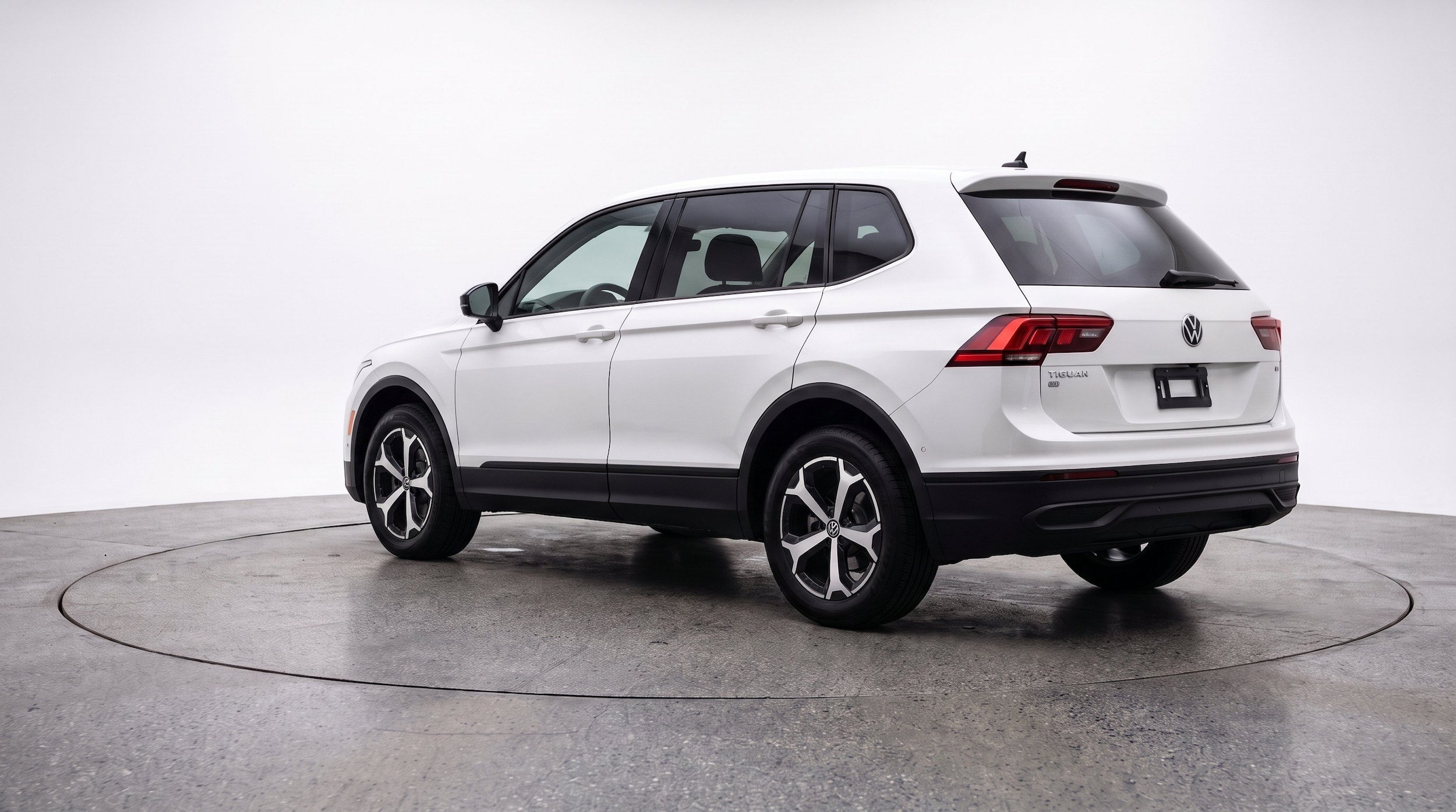 Thumbnail: 2026 Volkswagen Tiguan - 6