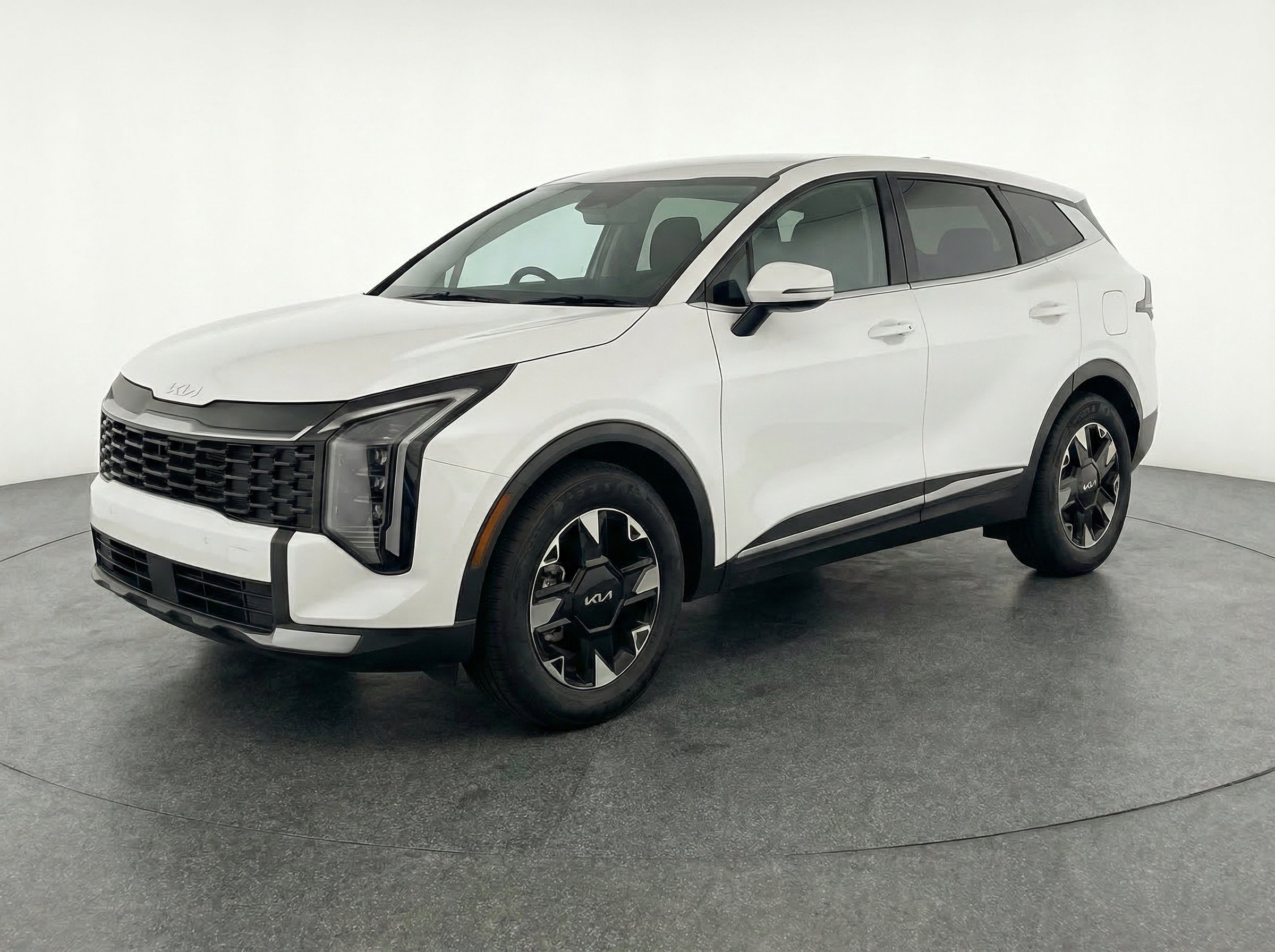 Thumbnail: 2026 Kia Sportage - 3