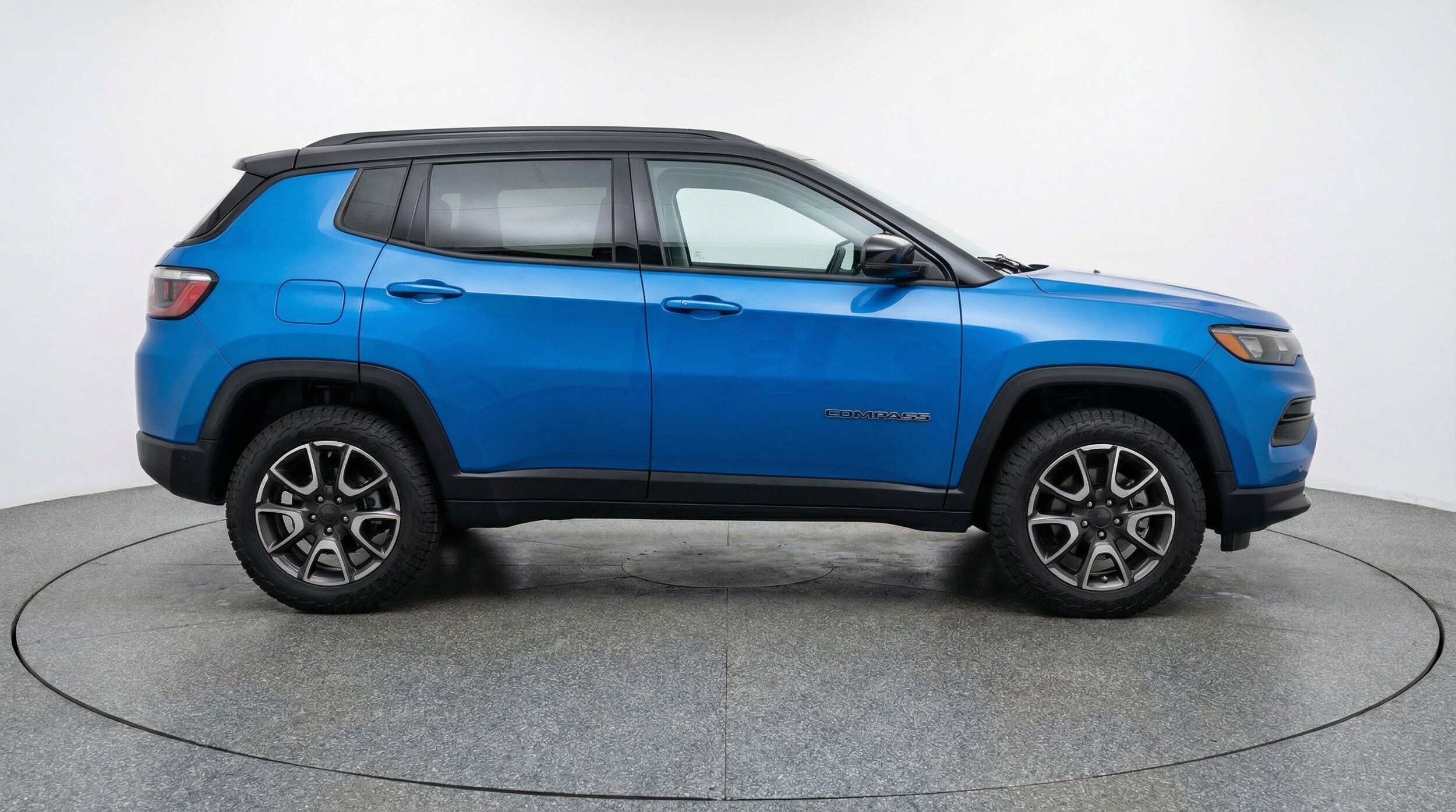 Thumbnail: 2025 Jeep Compass - 11