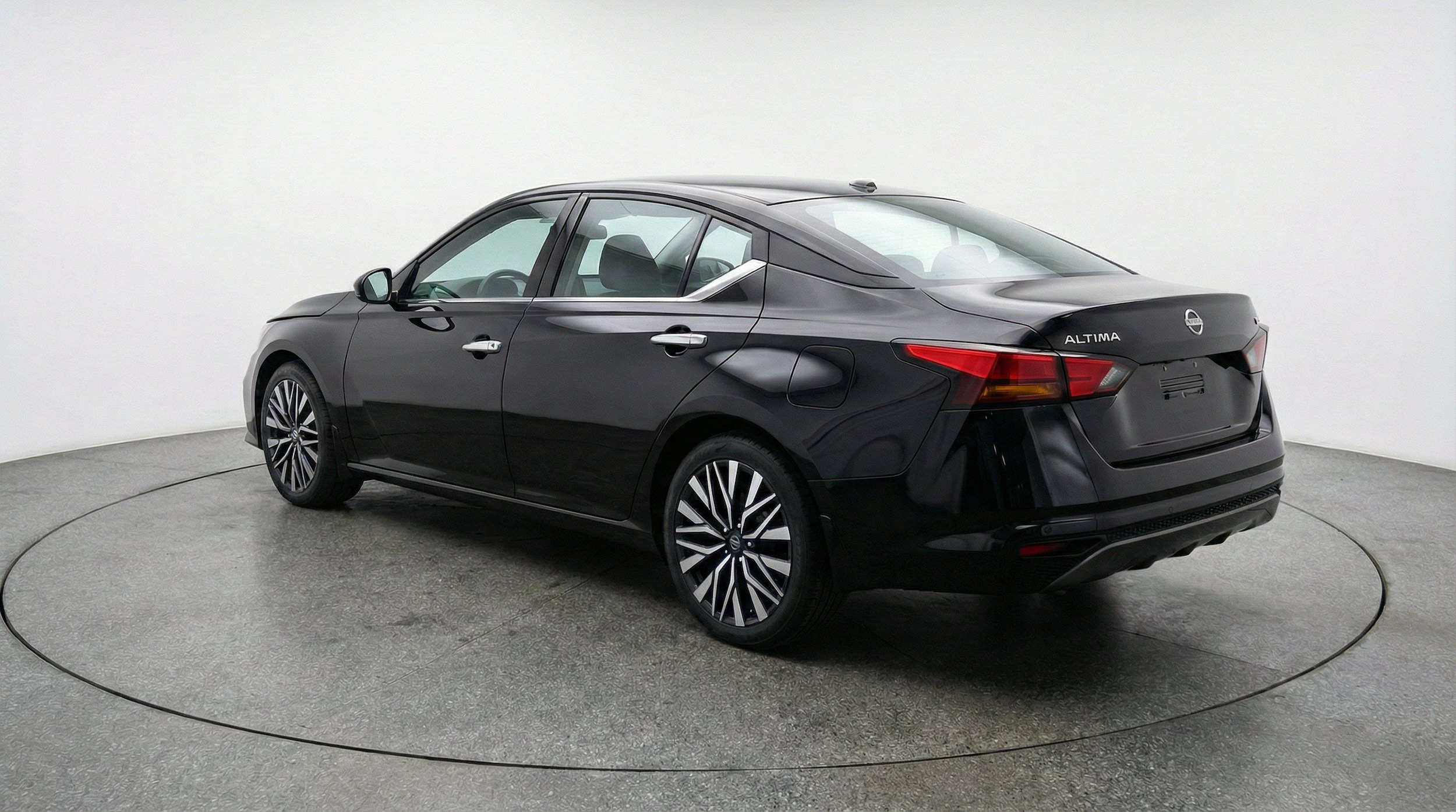 Thumbnail: 2025 Nissan Altima - 6