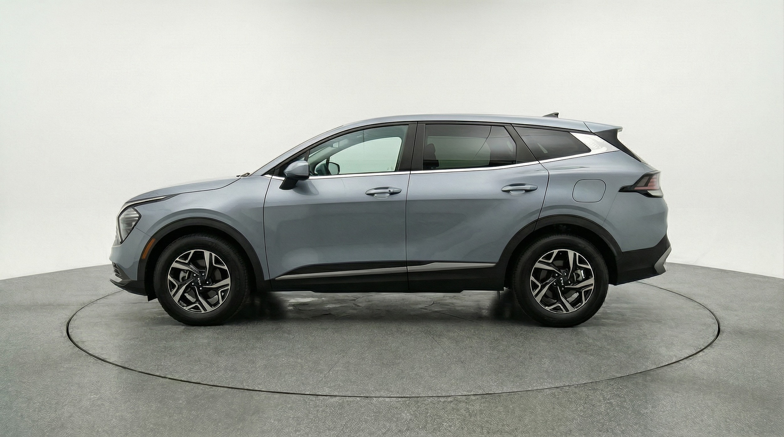 Thumbnail: 2025 Kia Sportage - 4