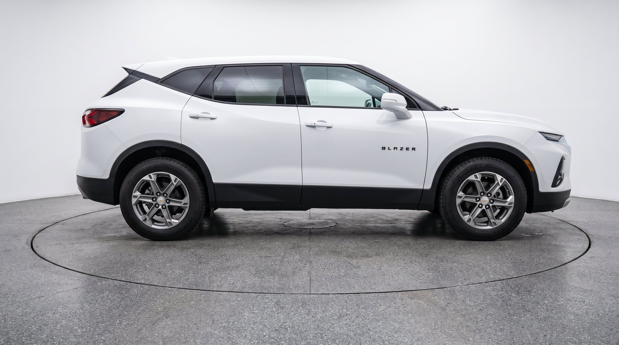 Thumbnail: 2025 Chevrolet Blazer - 10