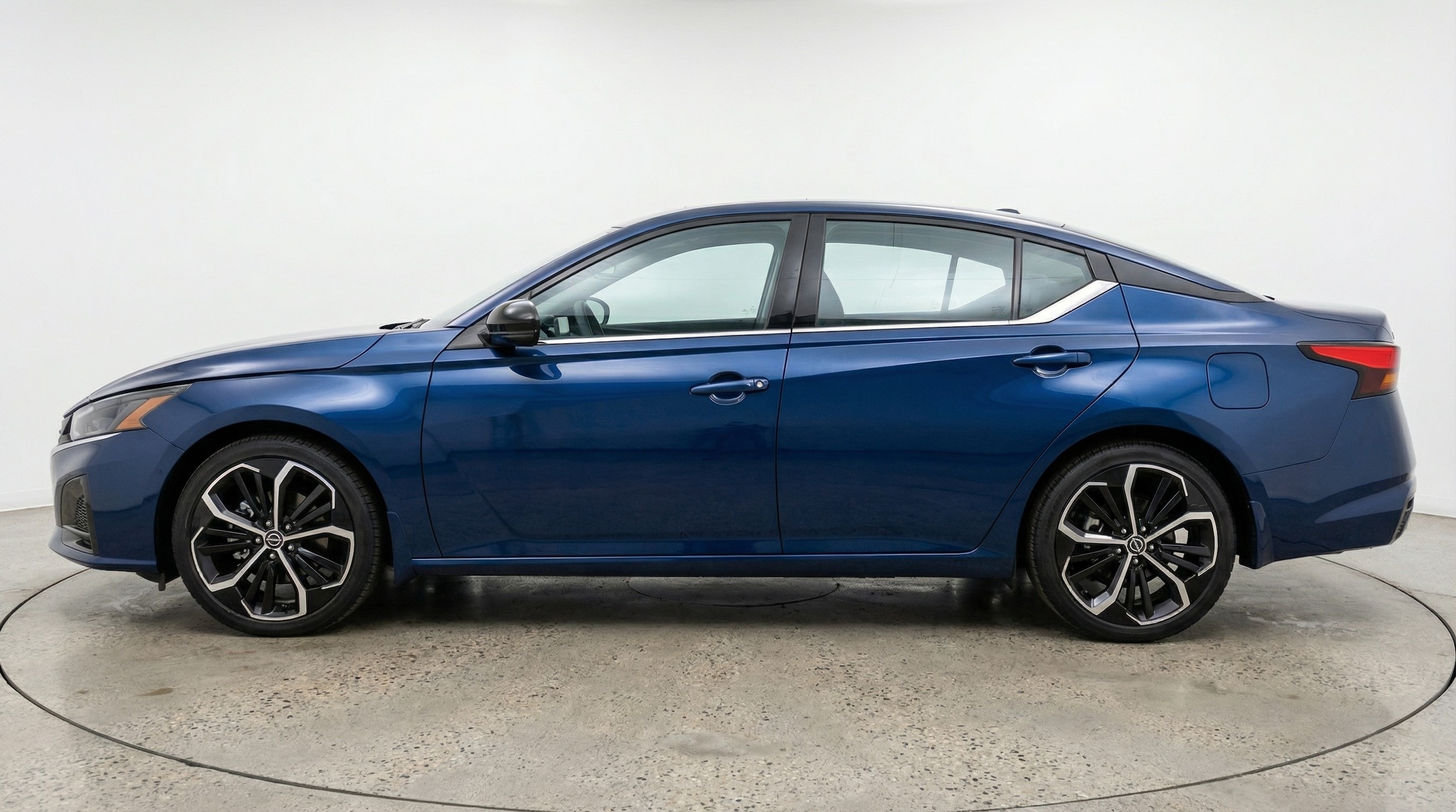 Thumbnail: 2025 Nissan Altima - 4