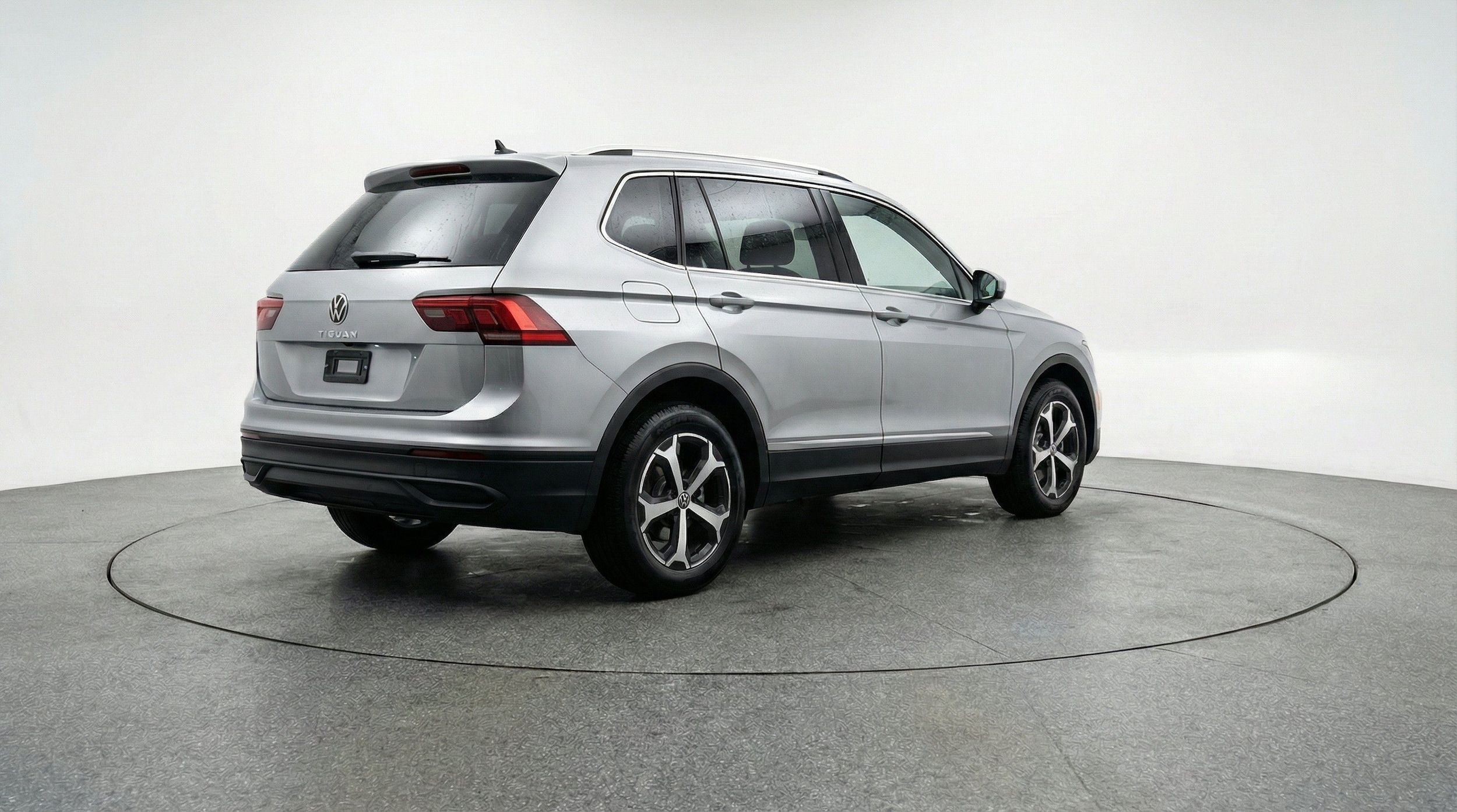 Thumbnail: 2026 Volkswagen Tiguan - 9