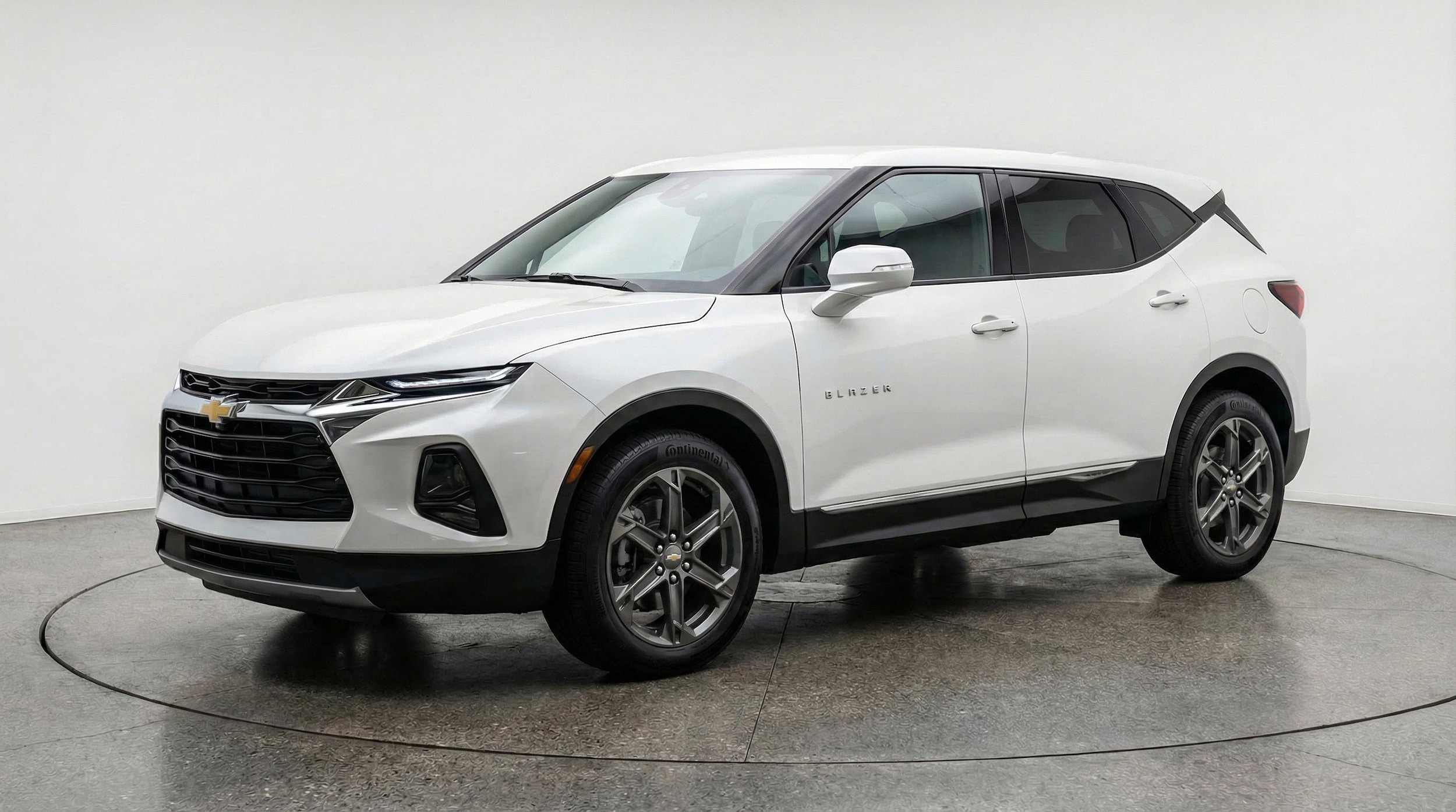 Thumbnail: 2025 Chevrolet Blazer - 3