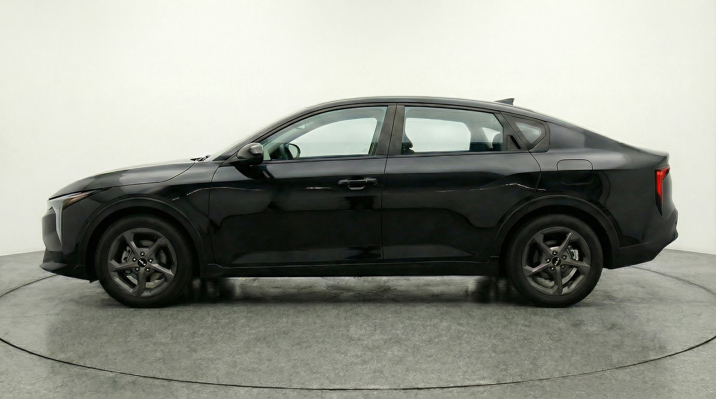 Thumbnail: 2025 Kia K4 - 4