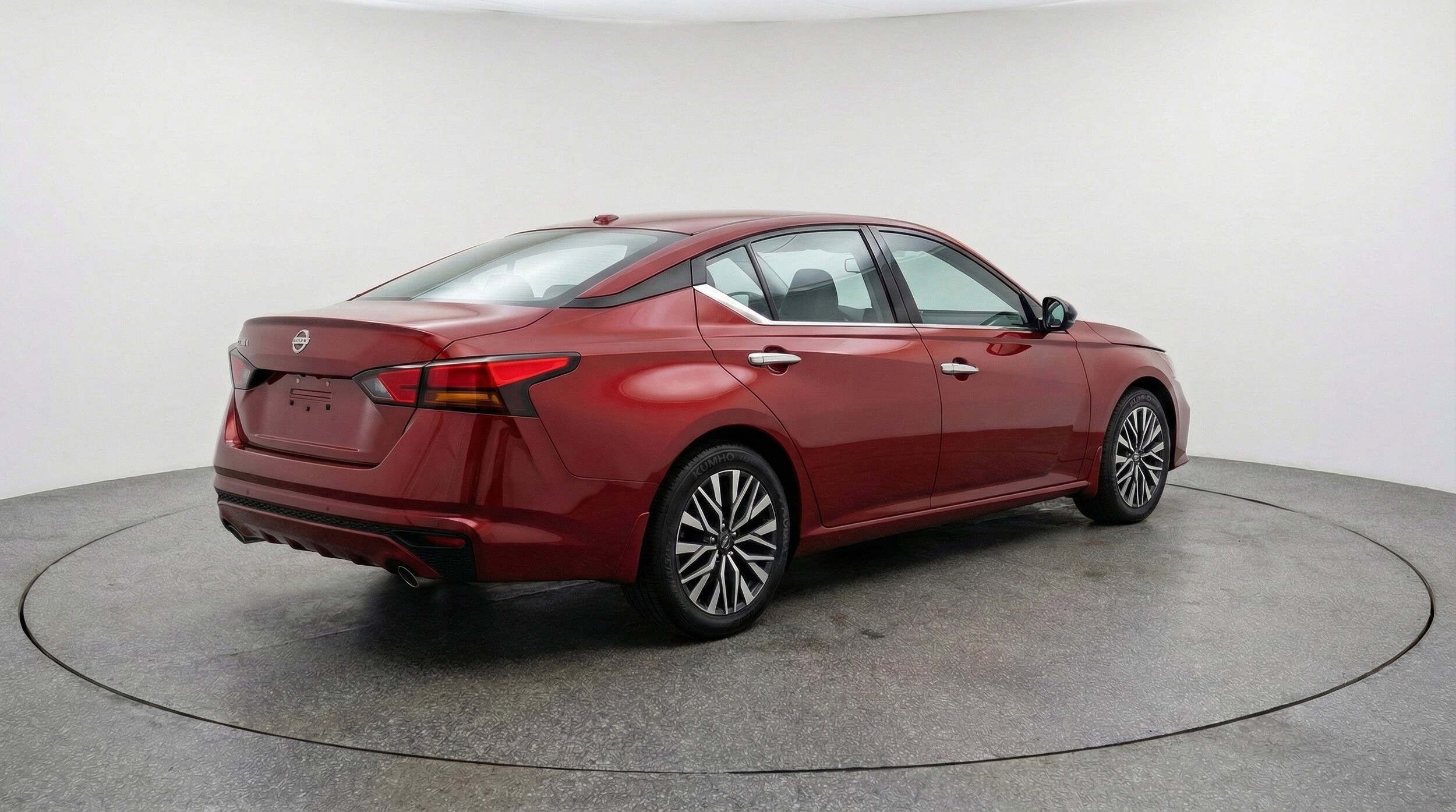 Thumbnail: 2025 Nissan Altima - 9