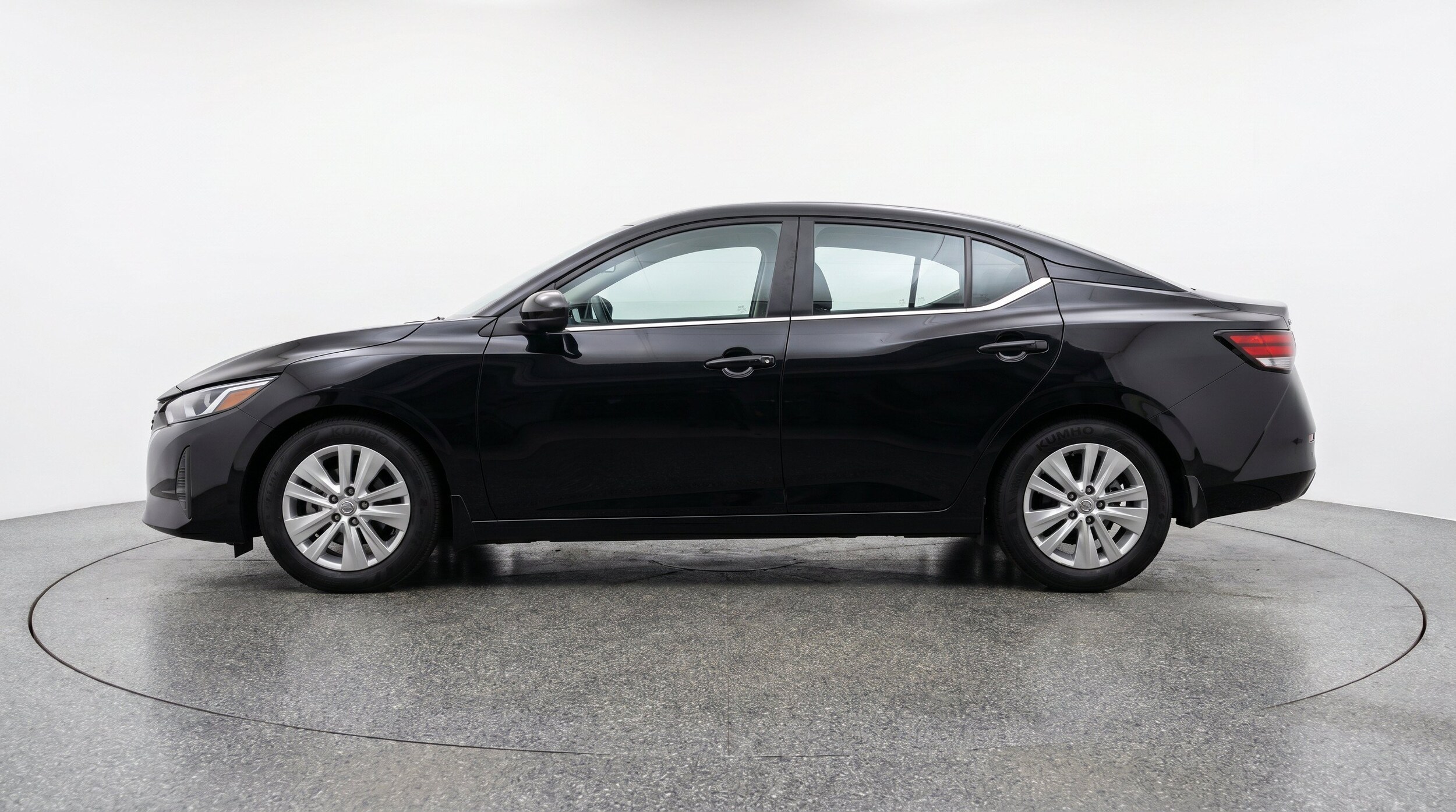 Thumbnail: 2025 Nissan Sentra - 5