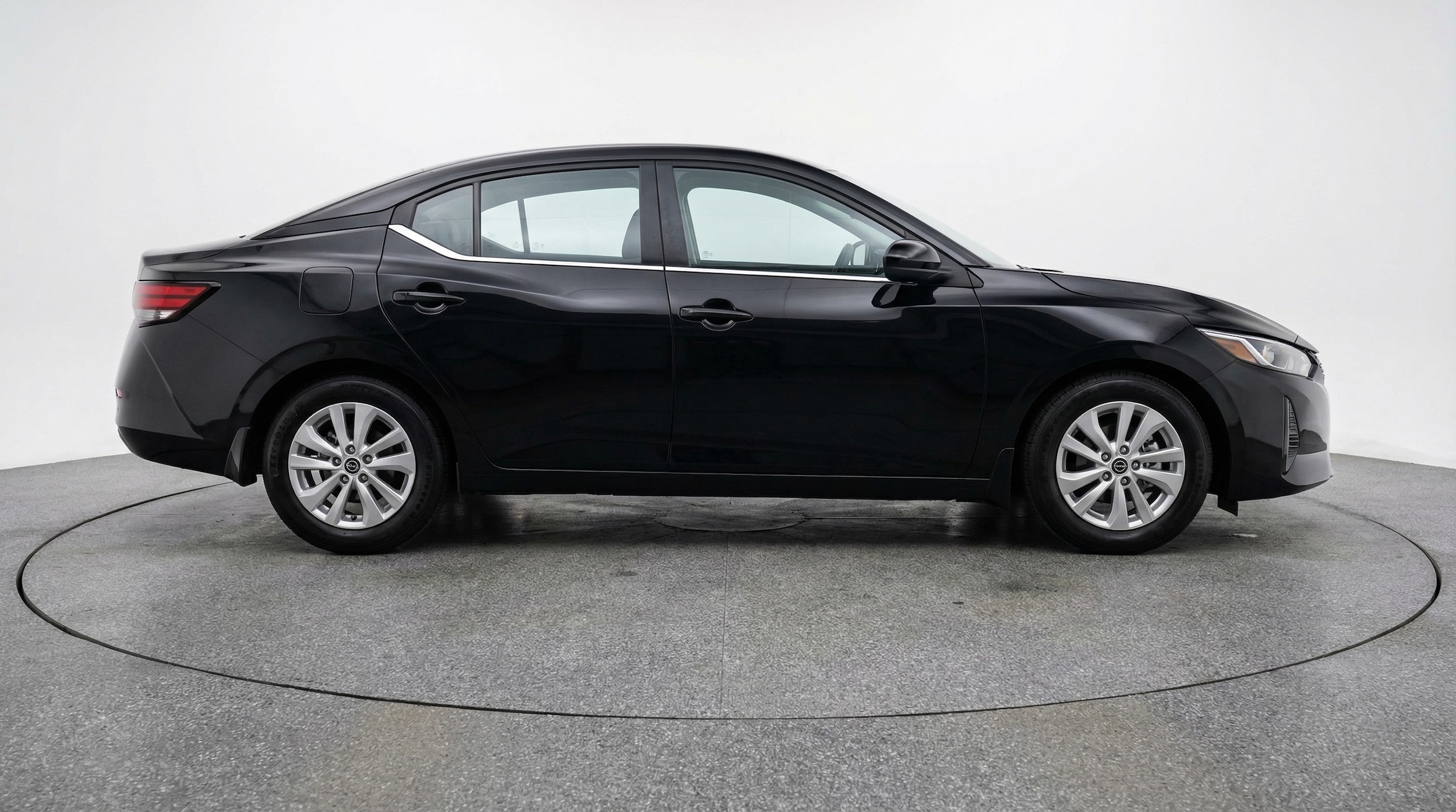 Thumbnail: 2025 Nissan Sentra - 8