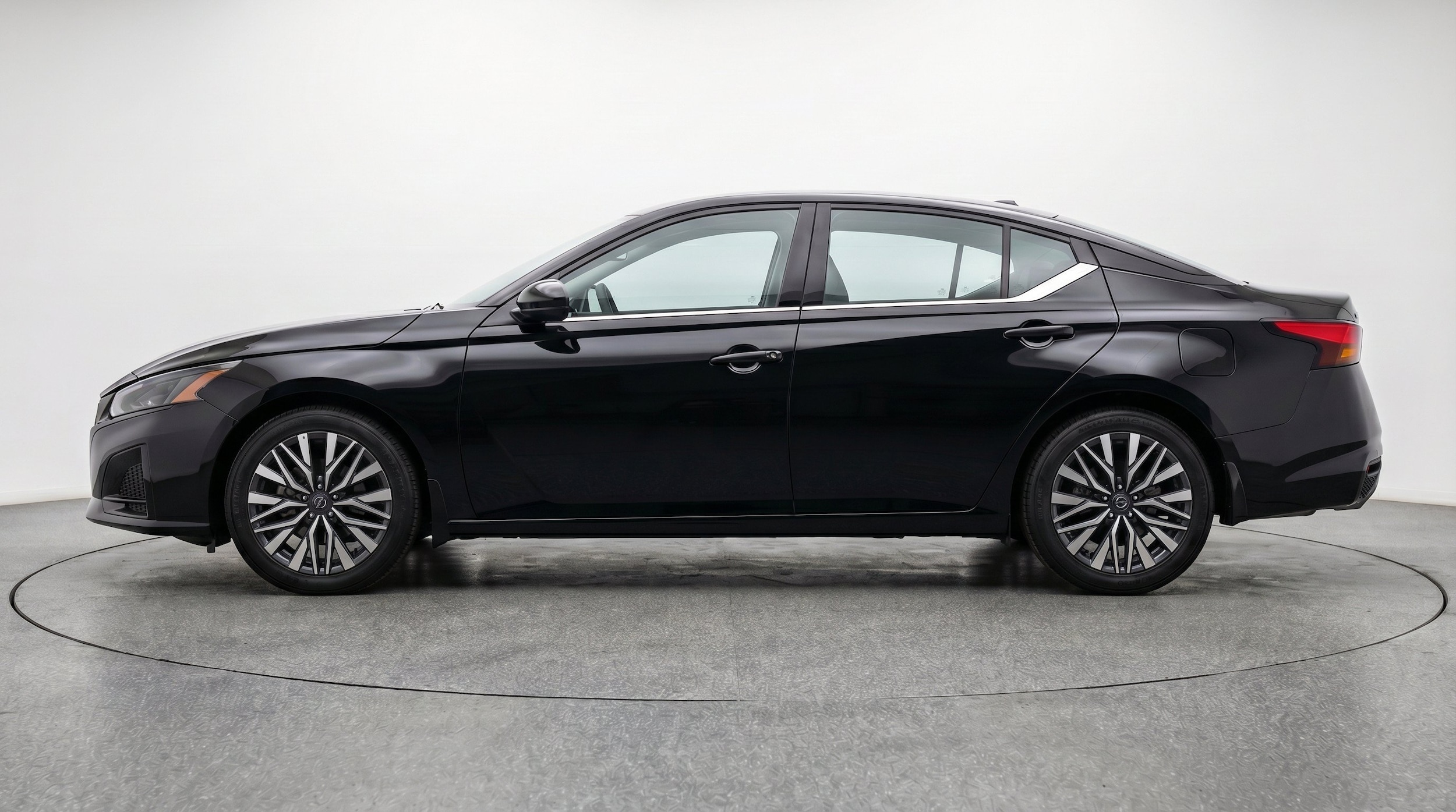 Thumbnail: 2026 Nissan Altima - 5