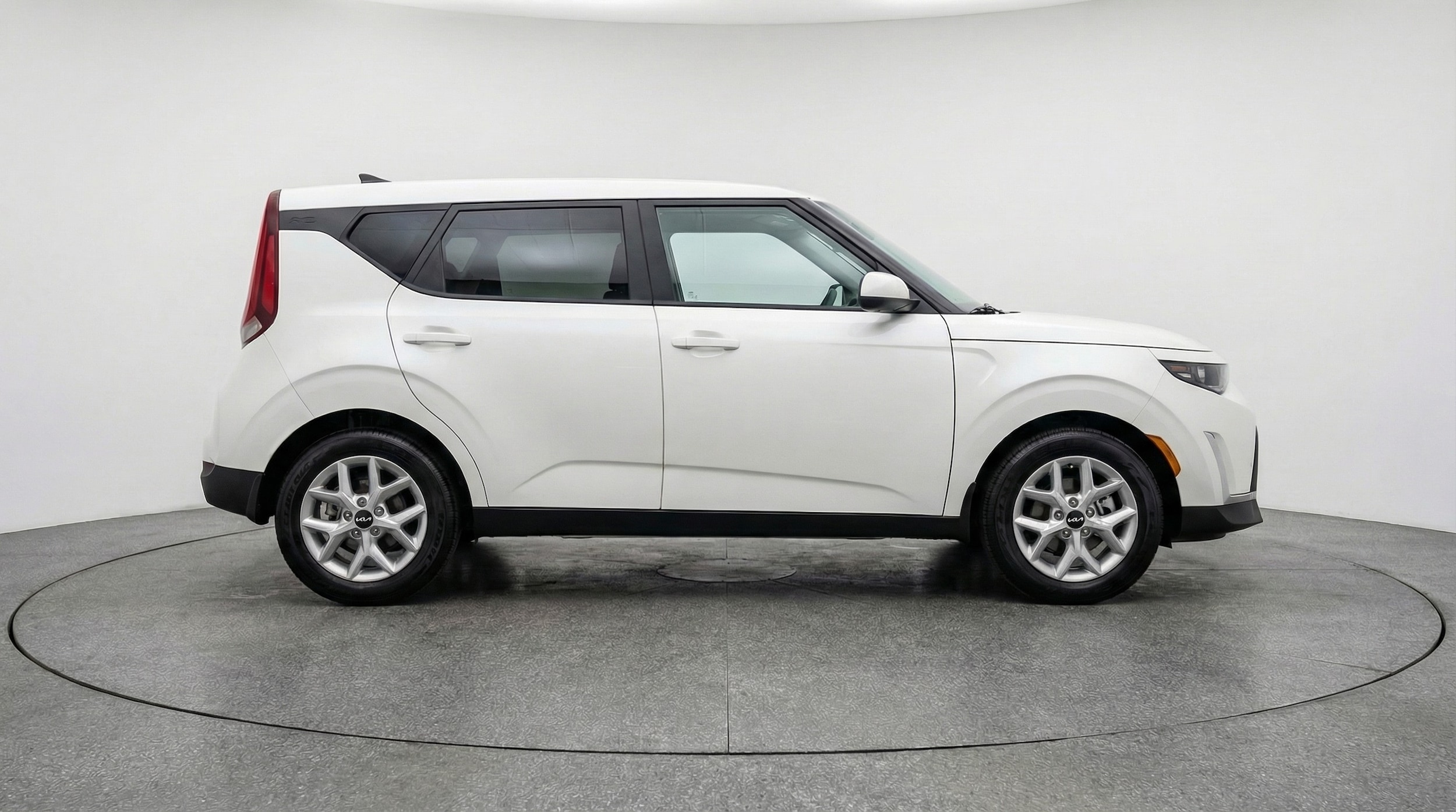 Thumbnail: 2025 Kia Soul - 8