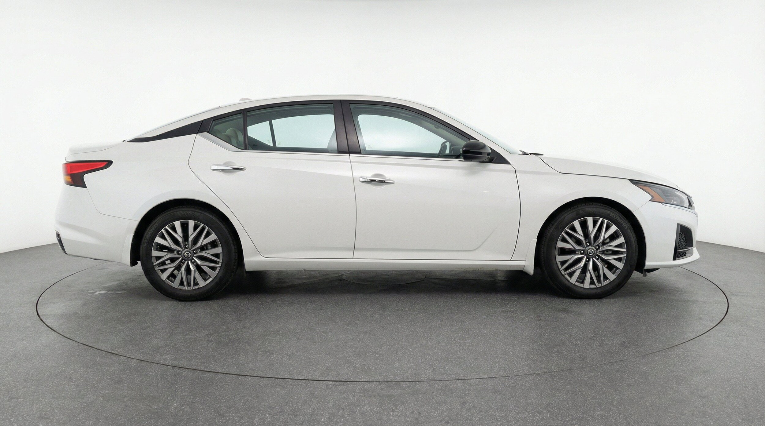Thumbnail: 2025 Nissan Altima - 11