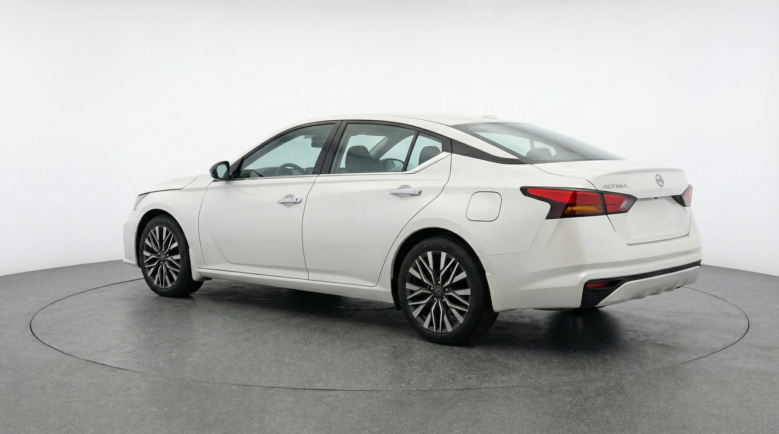 Thumbnail: 2025 Nissan Altima - 5