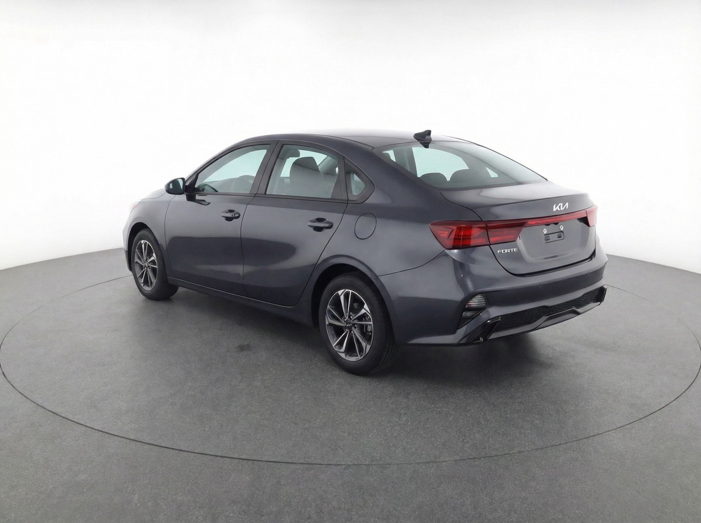 Thumbnail: 2023 Kia Forte - 5