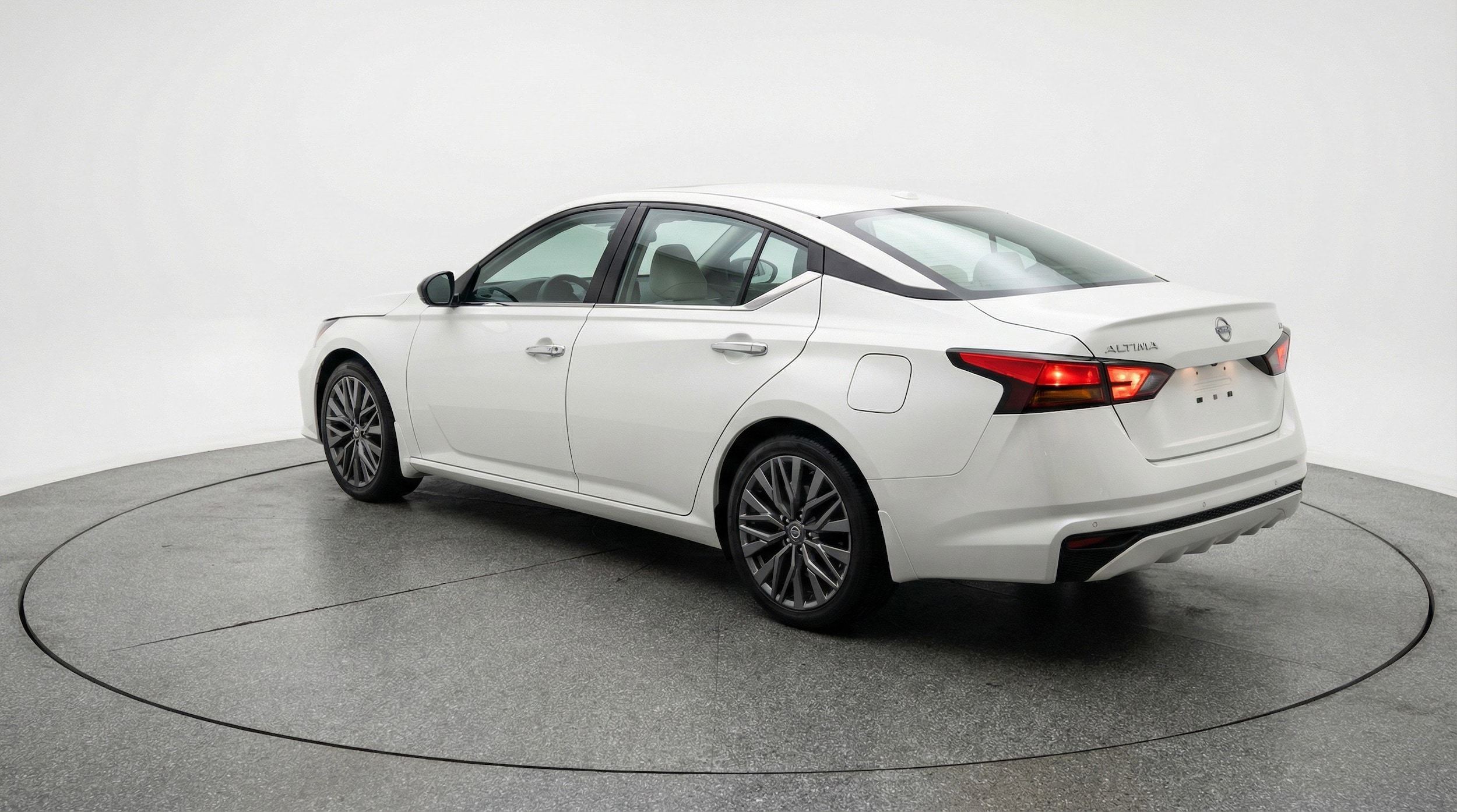 Thumbnail: 2025 Nissan Altima - 6