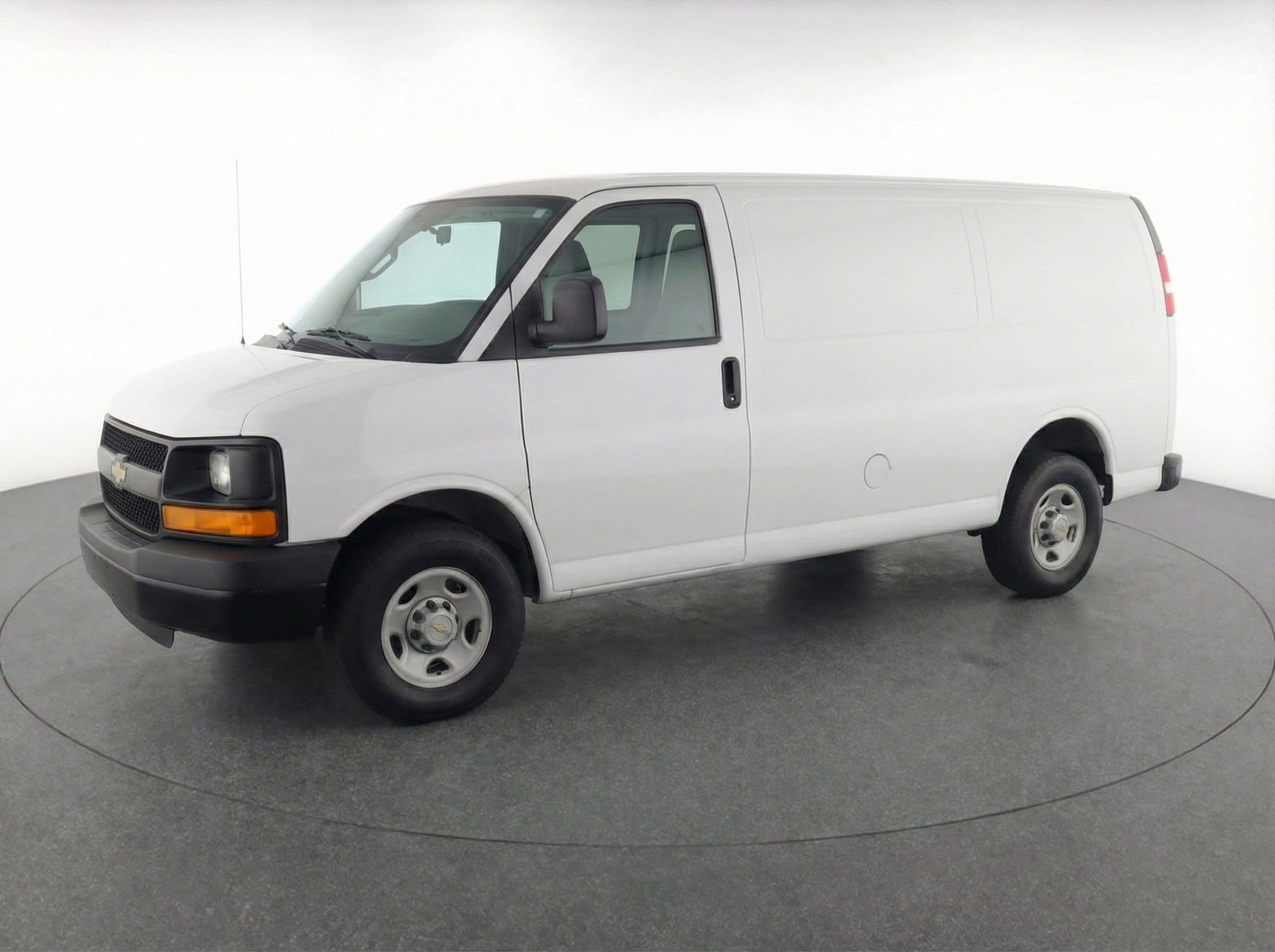 Thumbnail: 2025 Chevrolet Express - 3