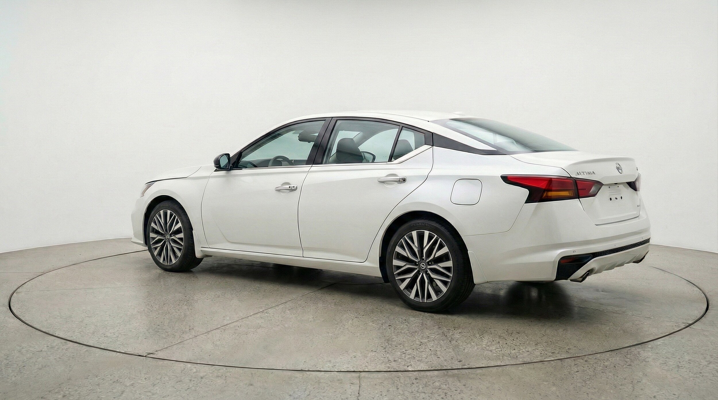 Thumbnail: 2025 Nissan Altima - 6