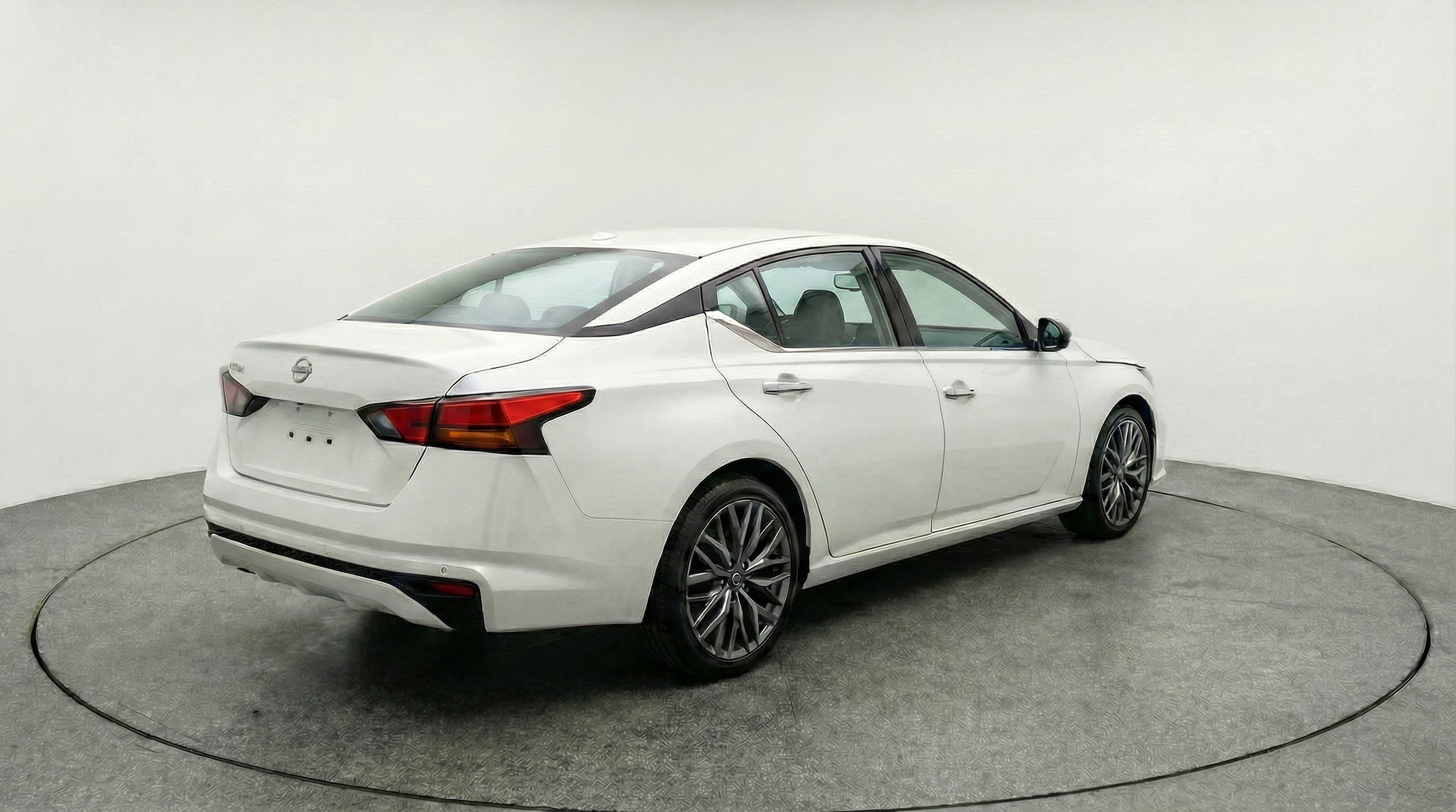 Thumbnail: 2025 Nissan Altima - 7