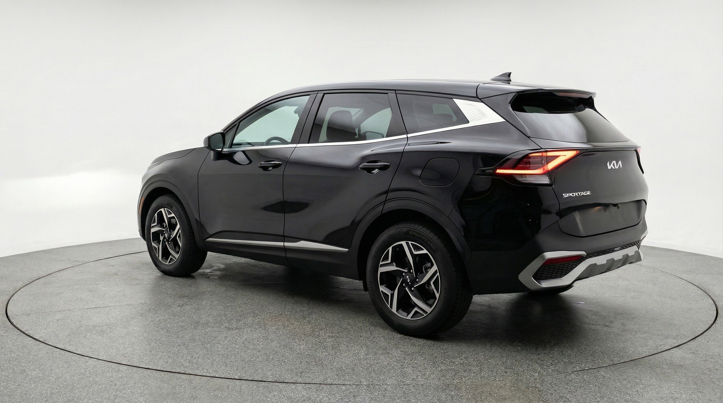 Thumbnail: 2025 Kia Sportage - 6