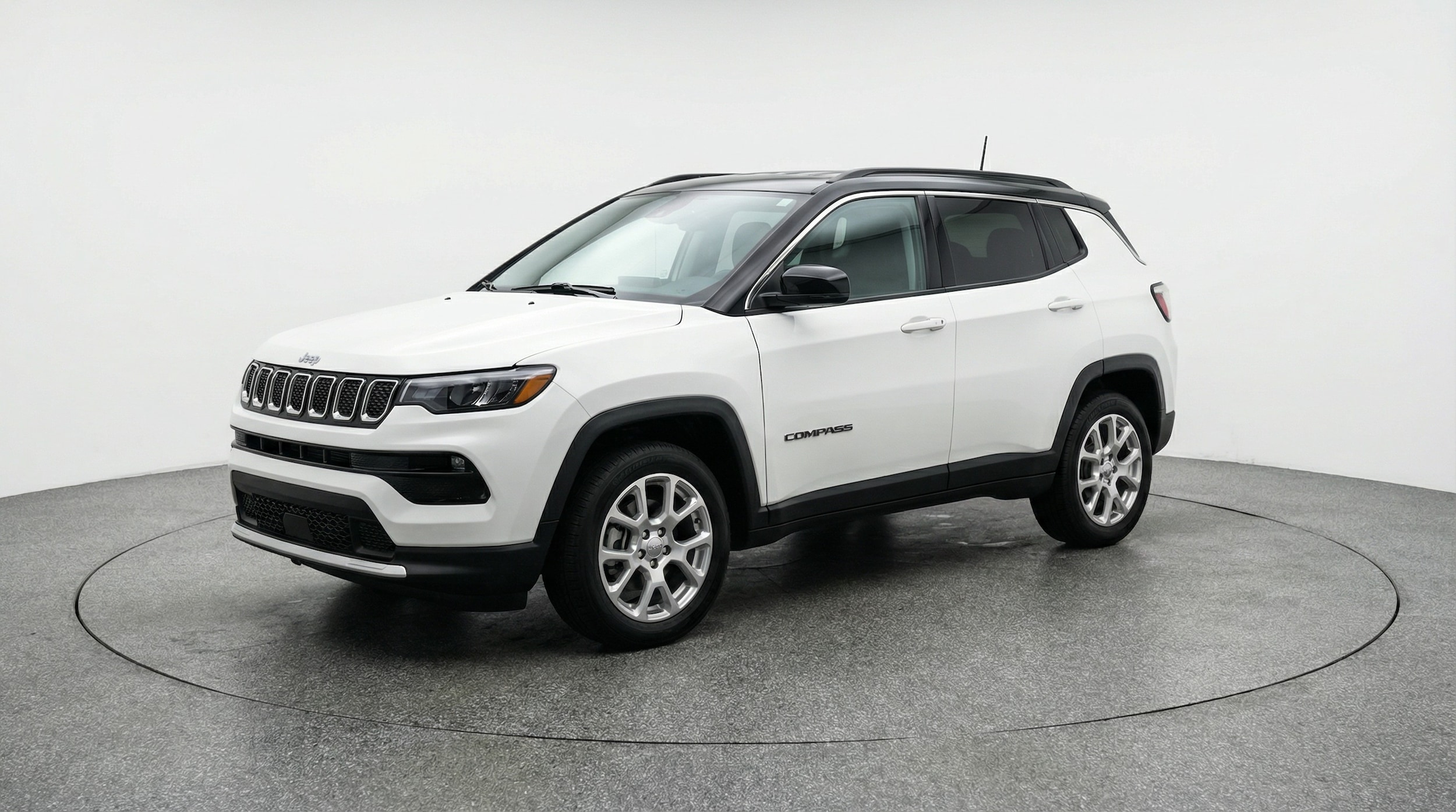 Thumbnail: 2025 Jeep Compass - 3