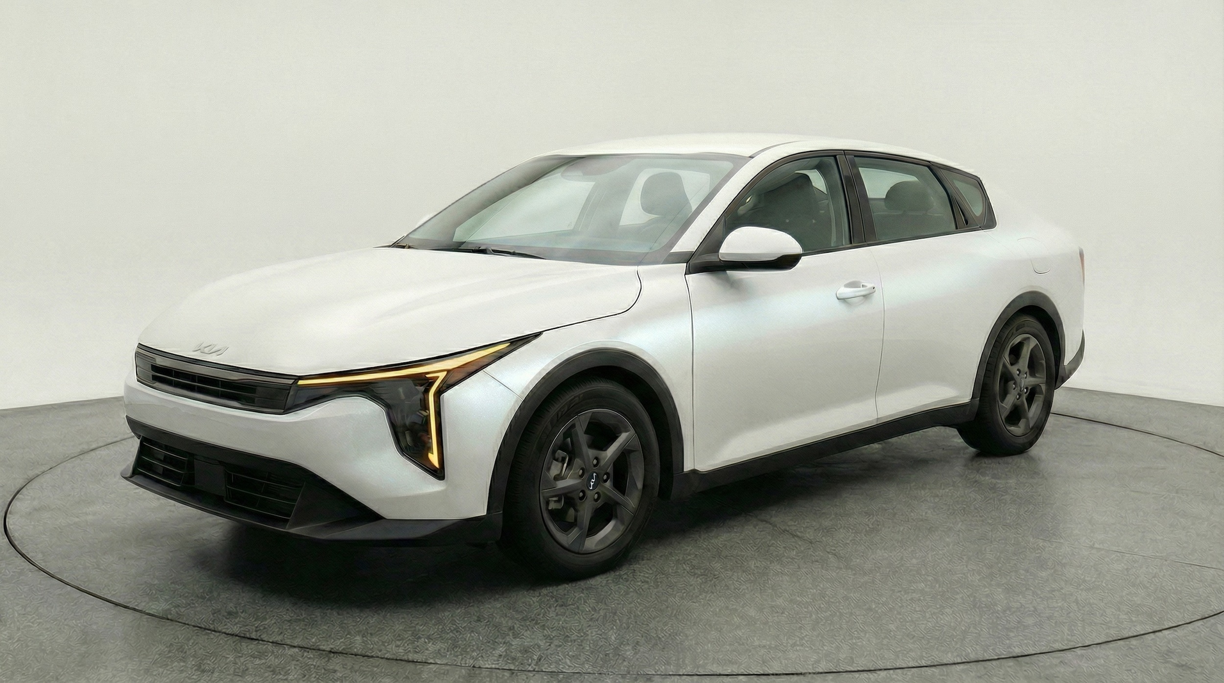 Thumbnail: 2025 Kia K4 - 3