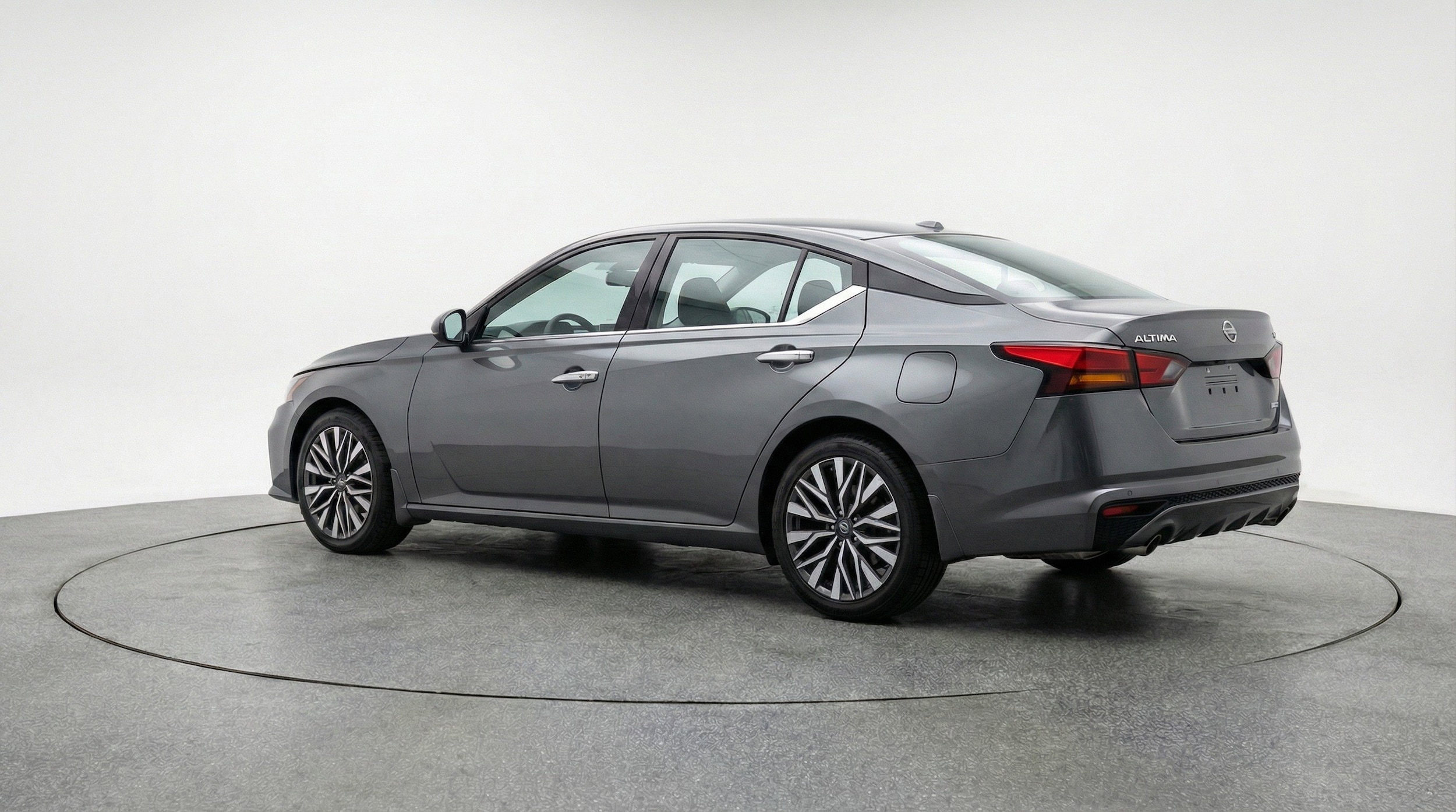 Thumbnail: 2025 Nissan Altima - 6