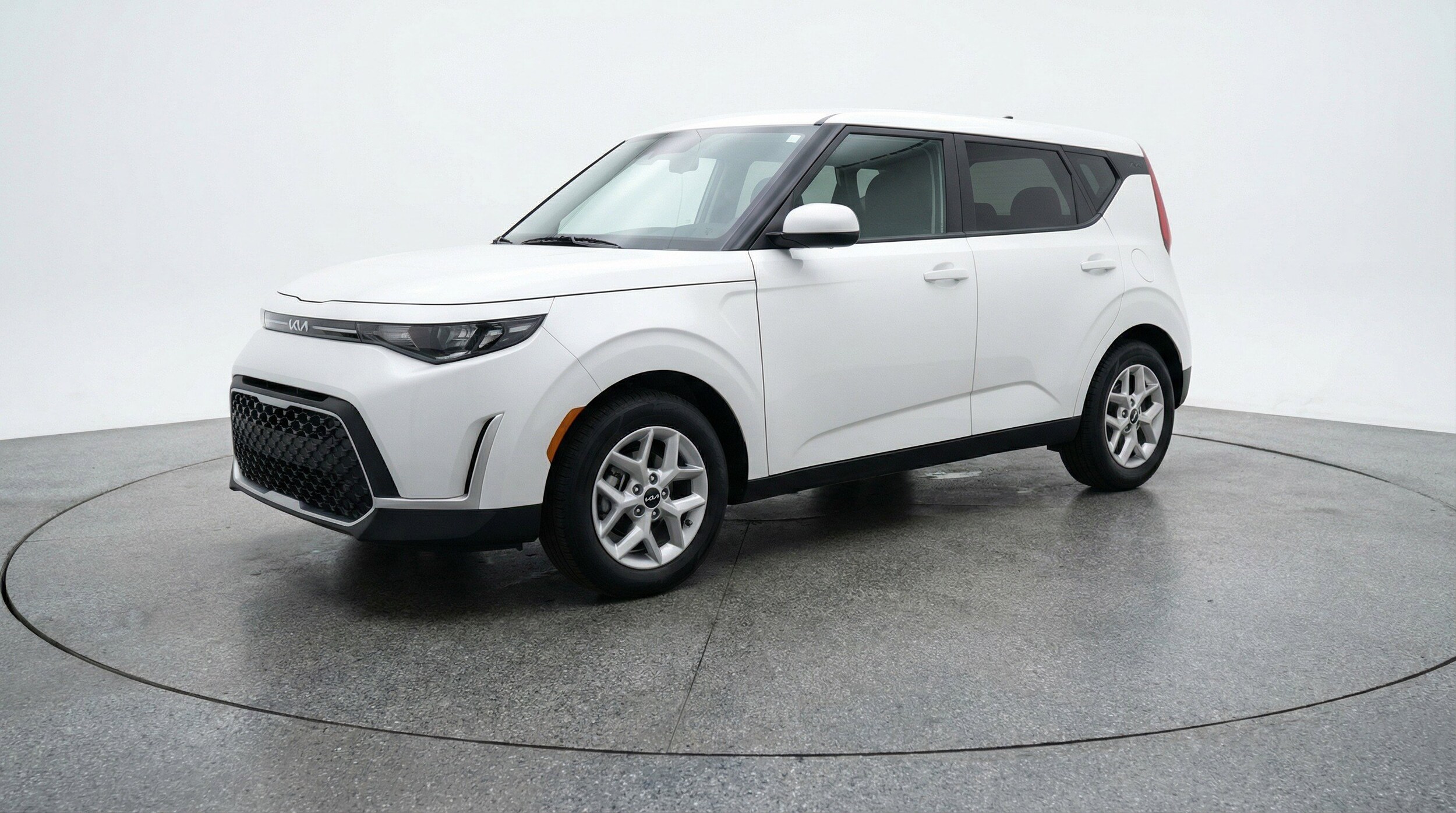 Thumbnail: 2025 Kia Soul - 3