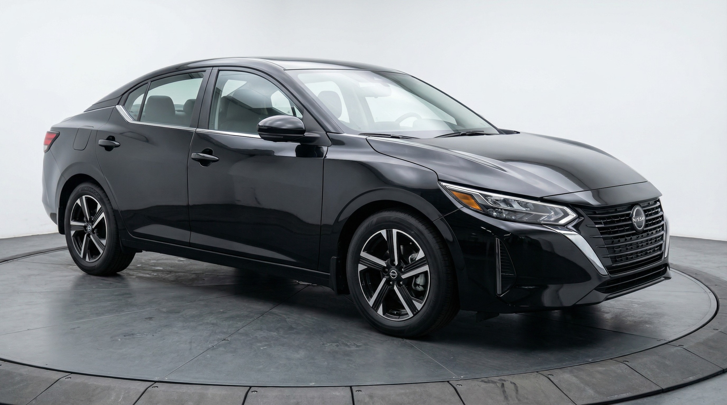 Thumbnail: 2025 Nissan Sentra - 1