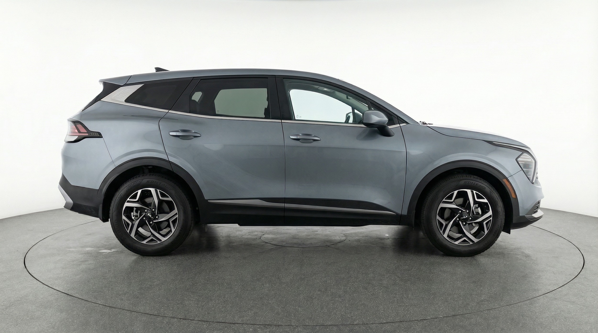 Thumbnail: 2025 Kia Sportage - 8