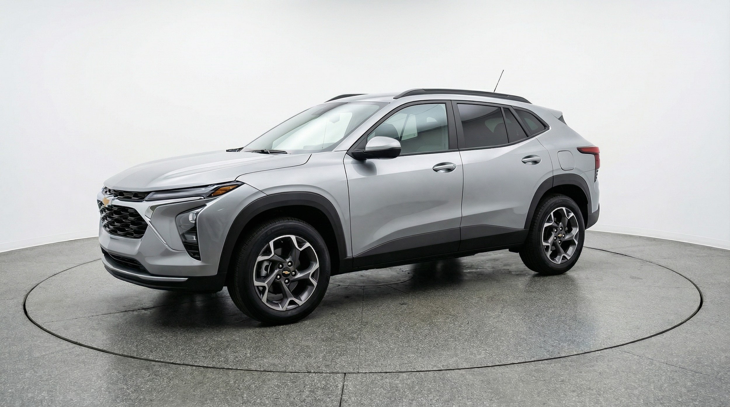 Thumbnail: 2025 Chevrolet Trax - 3