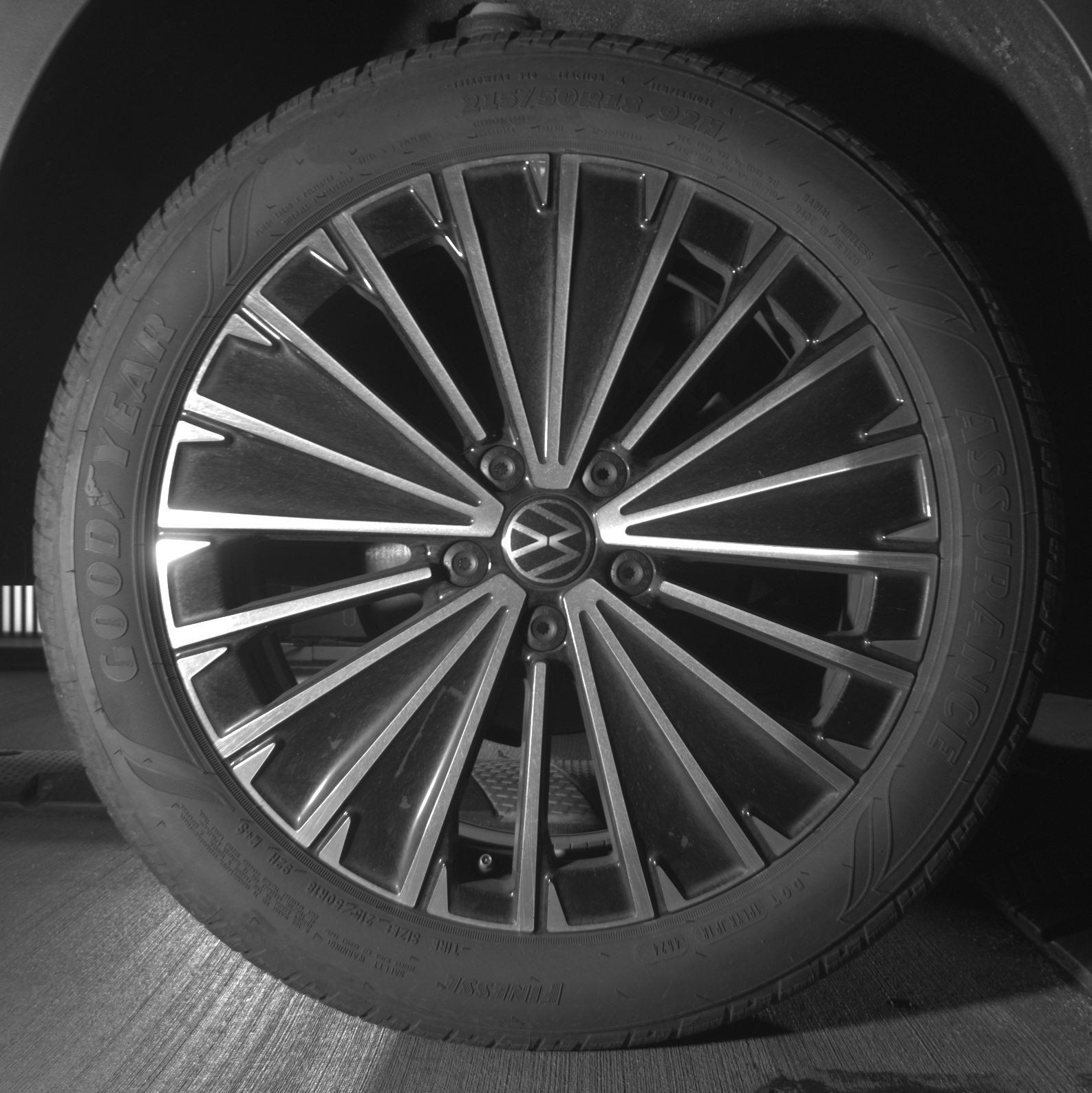 Thumbnail: 2025 Volkswagen Taos - 12