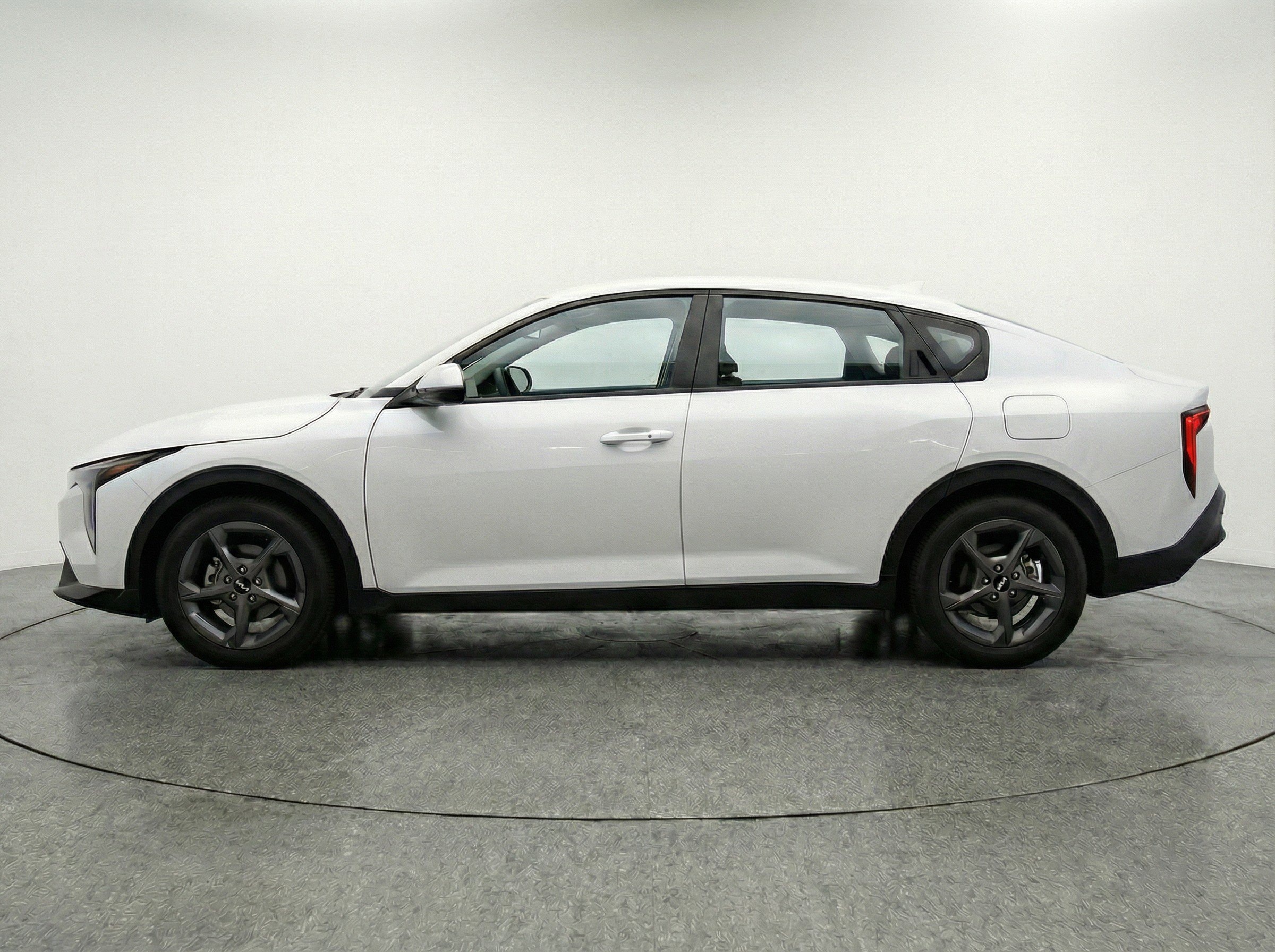 Thumbnail: 2025 Kia K4 - 5