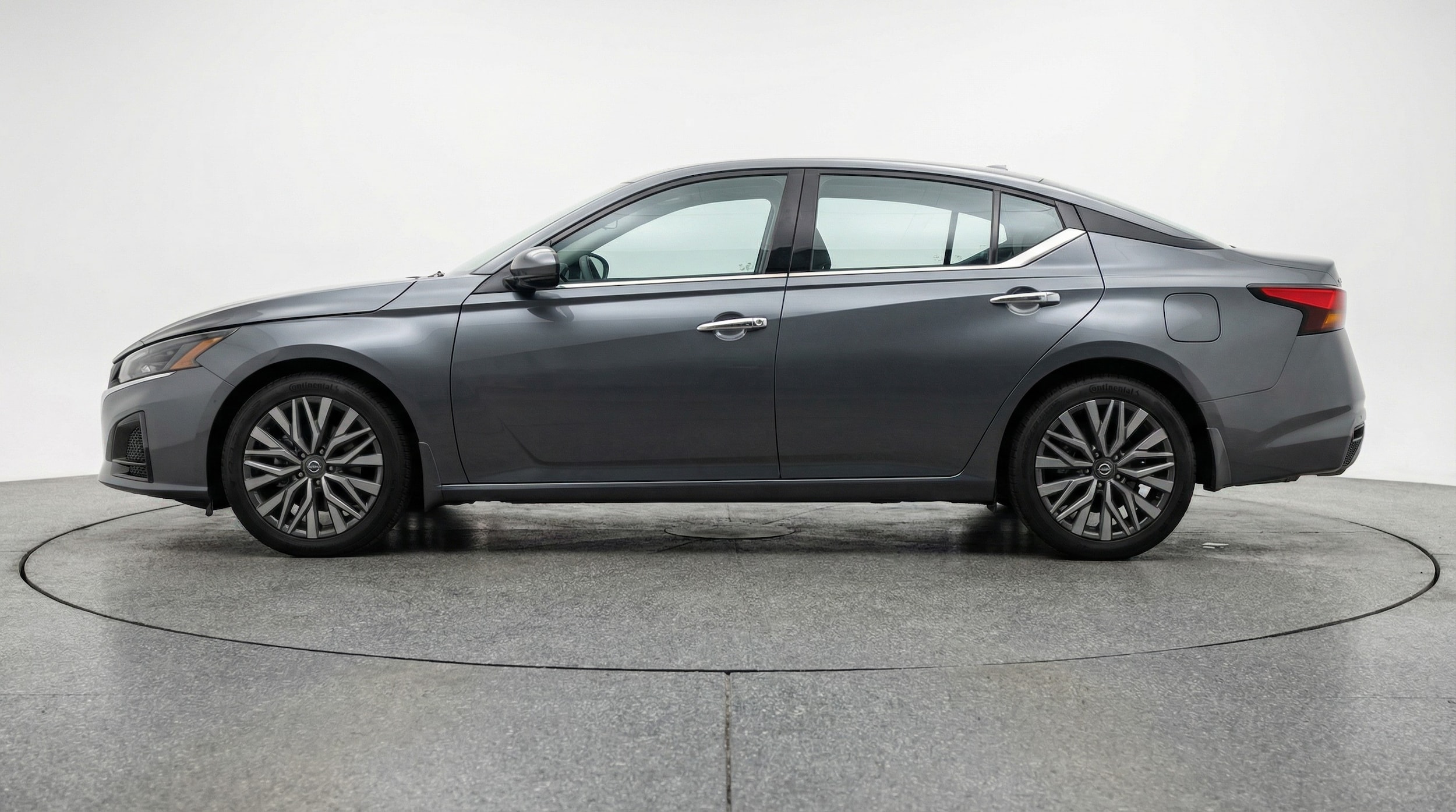 Thumbnail: 2025 Nissan Altima - 4