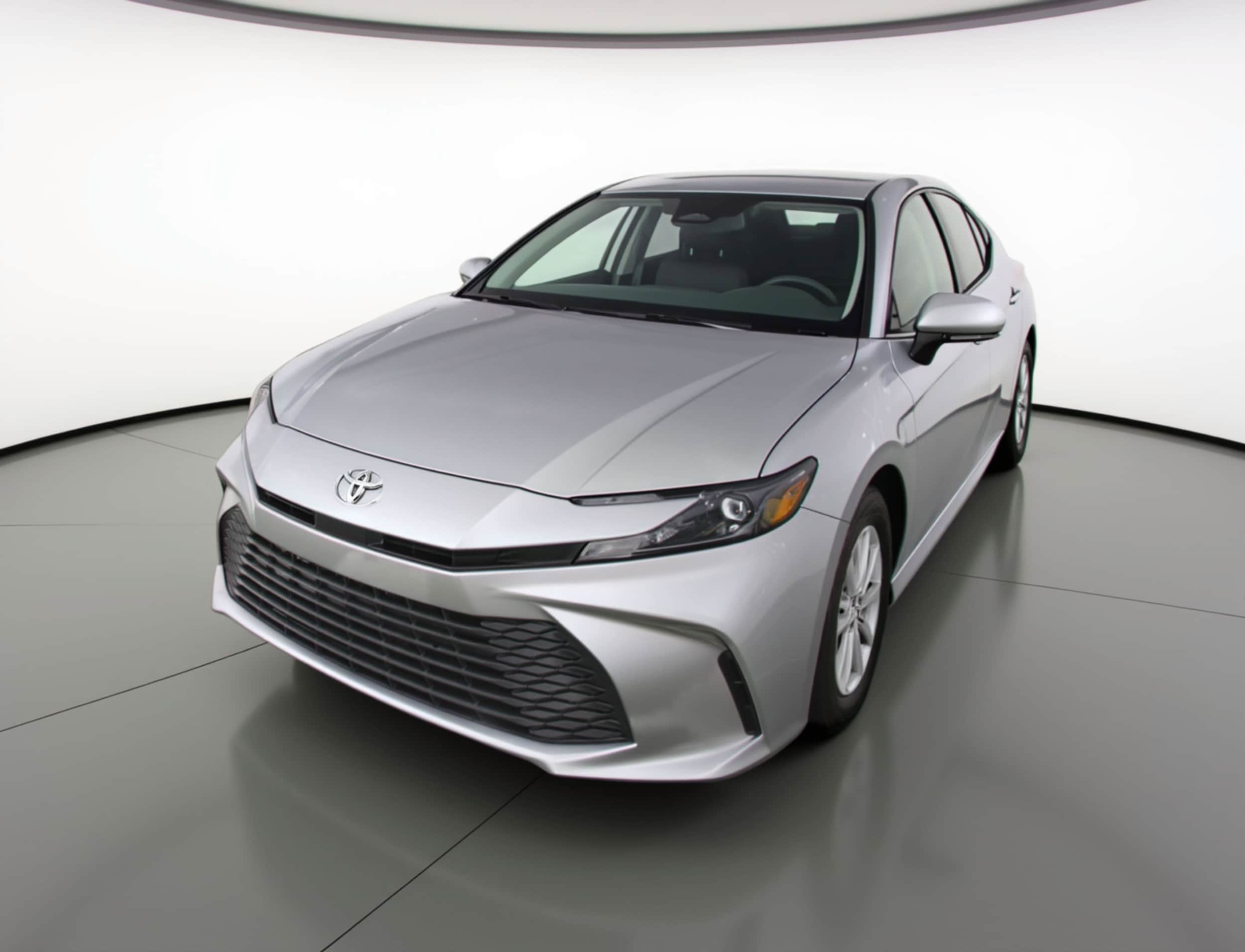Thumbnail: 2025 Toyota Camry - 3