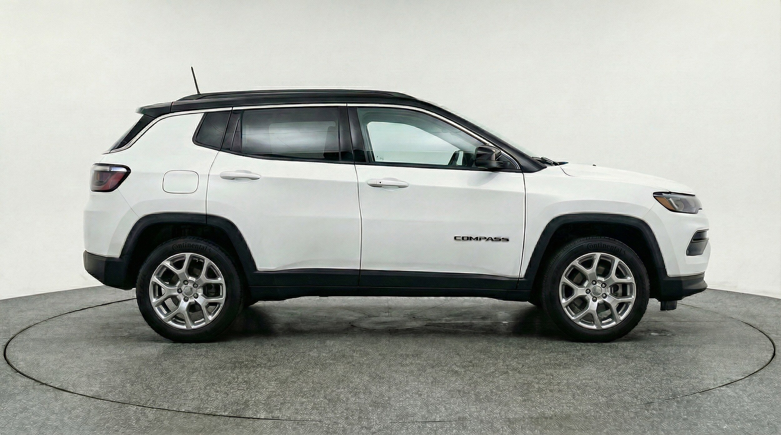Thumbnail: 2025 Jeep Compass - 11
