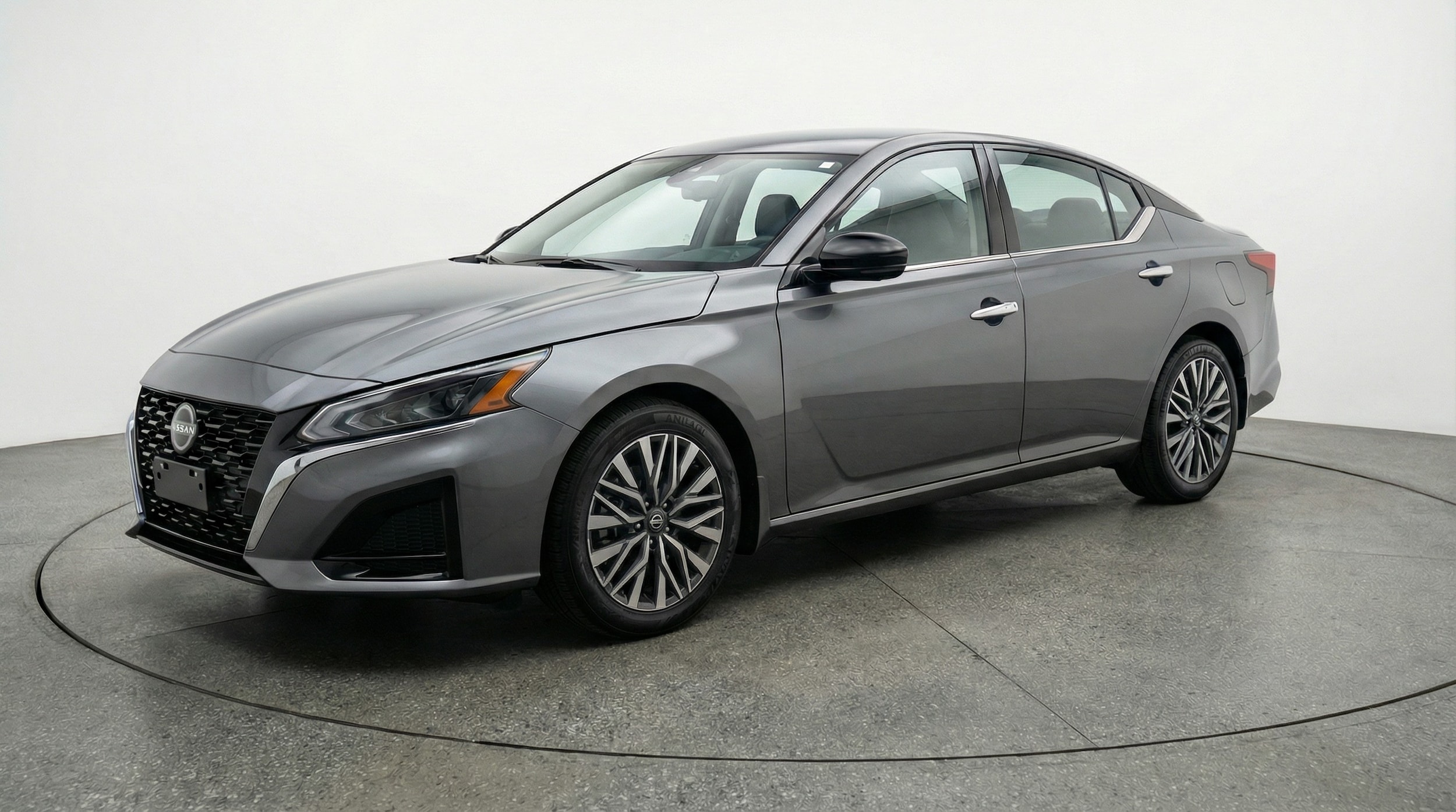 Thumbnail: 2025 Nissan Altima - 3