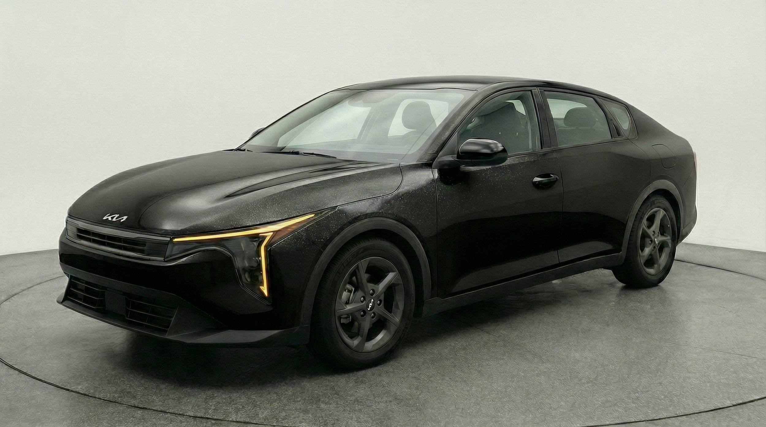 Thumbnail: 2025 Kia K4 - 3