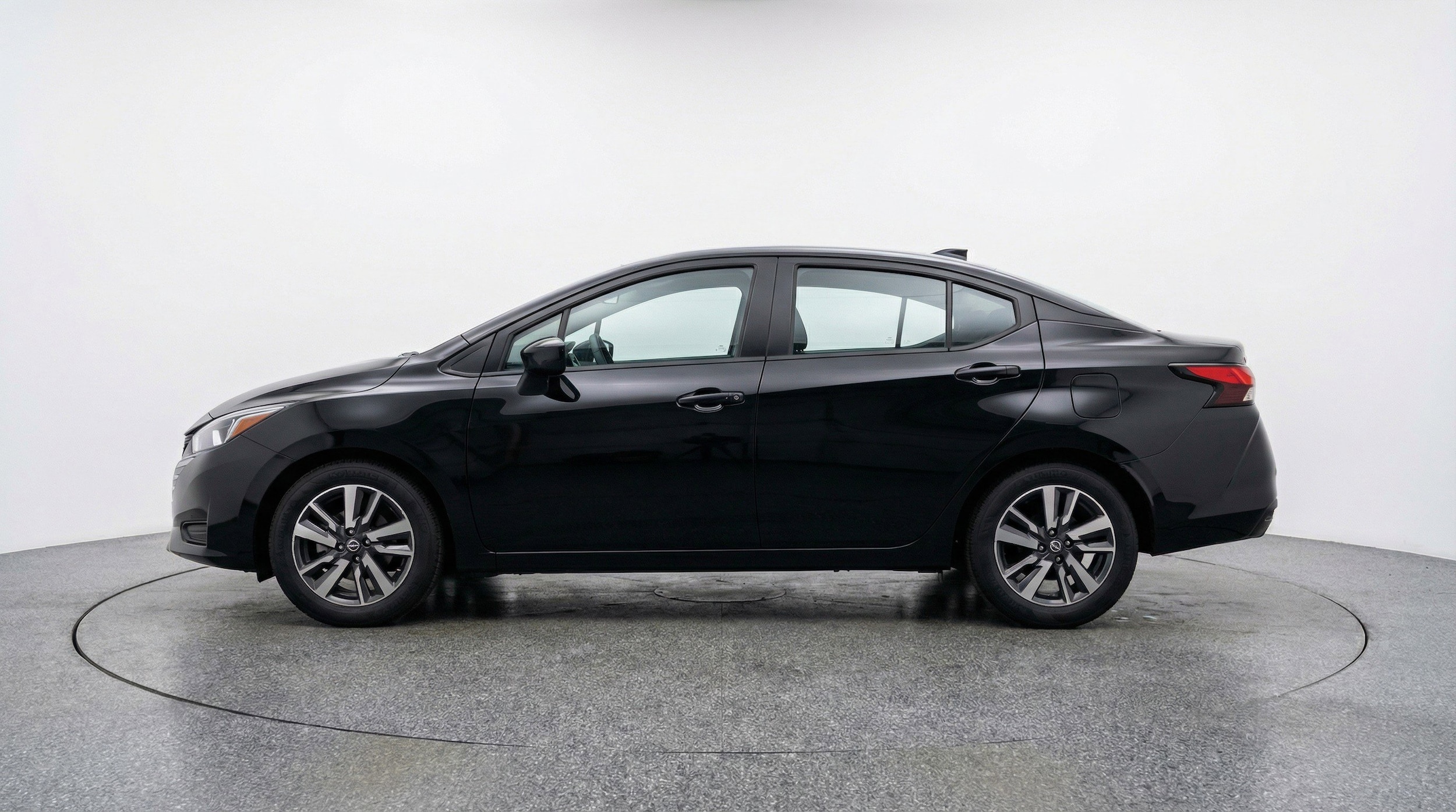 Thumbnail: 2025 Nissan Versa - 5