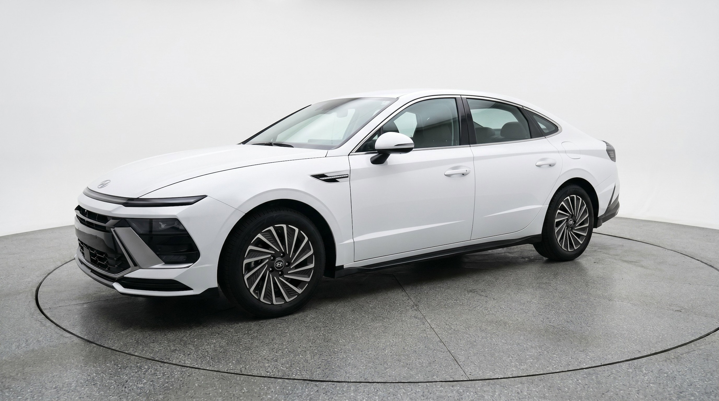 Thumbnail: 2025 Hyundai Sonata - 3