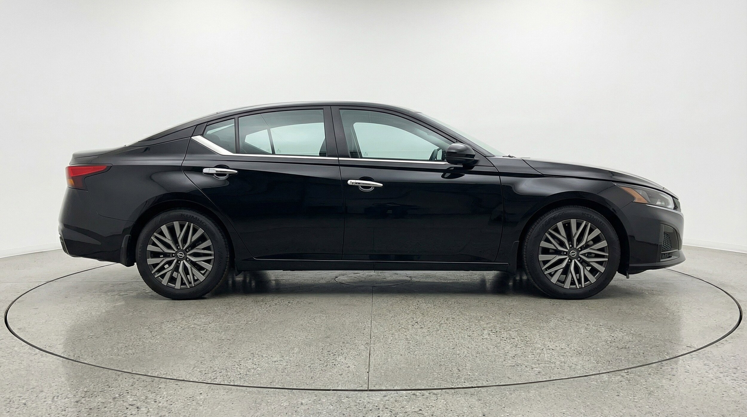 Thumbnail: 2025 Nissan Altima - 11