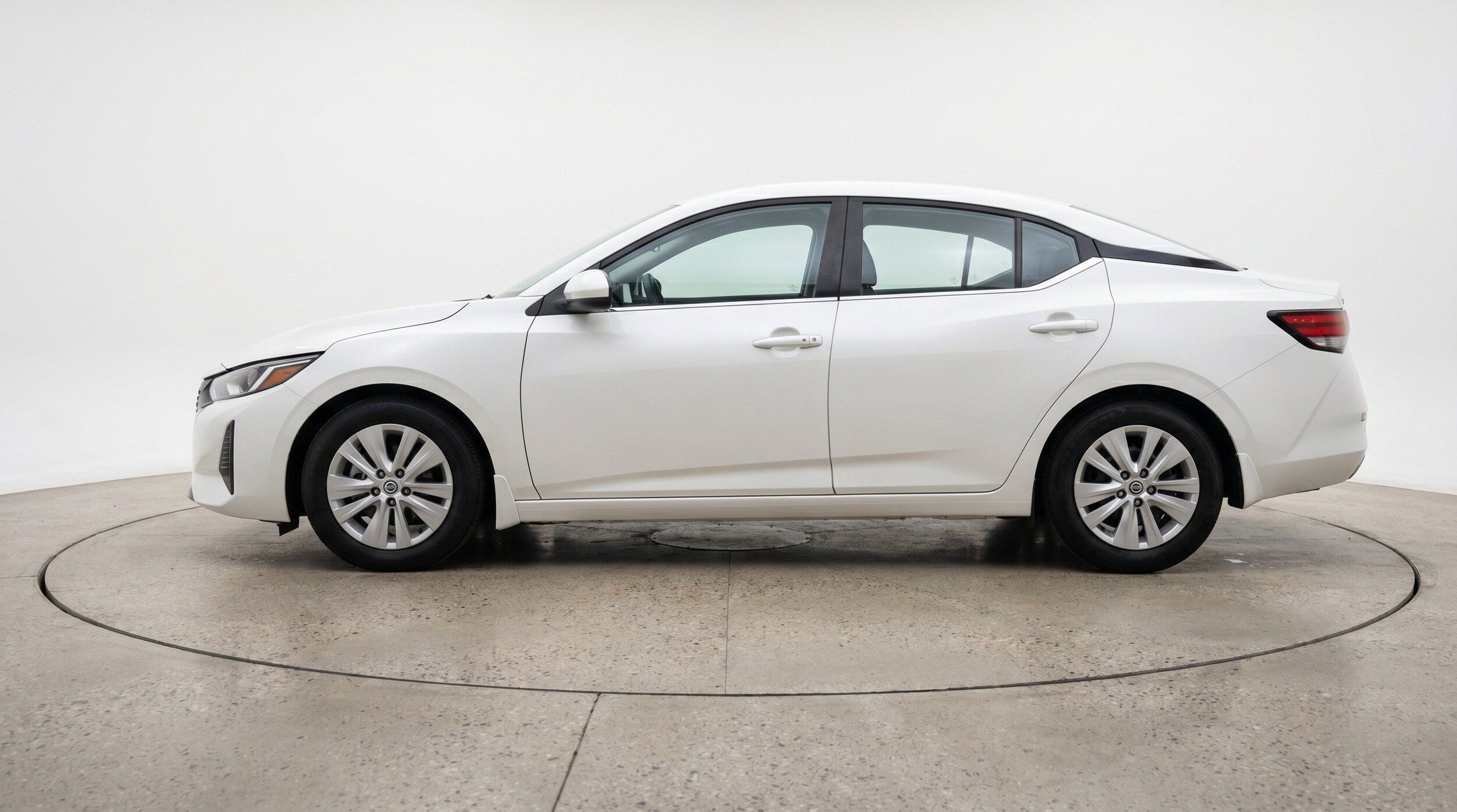 Thumbnail: 2025 Nissan Sentra - 5