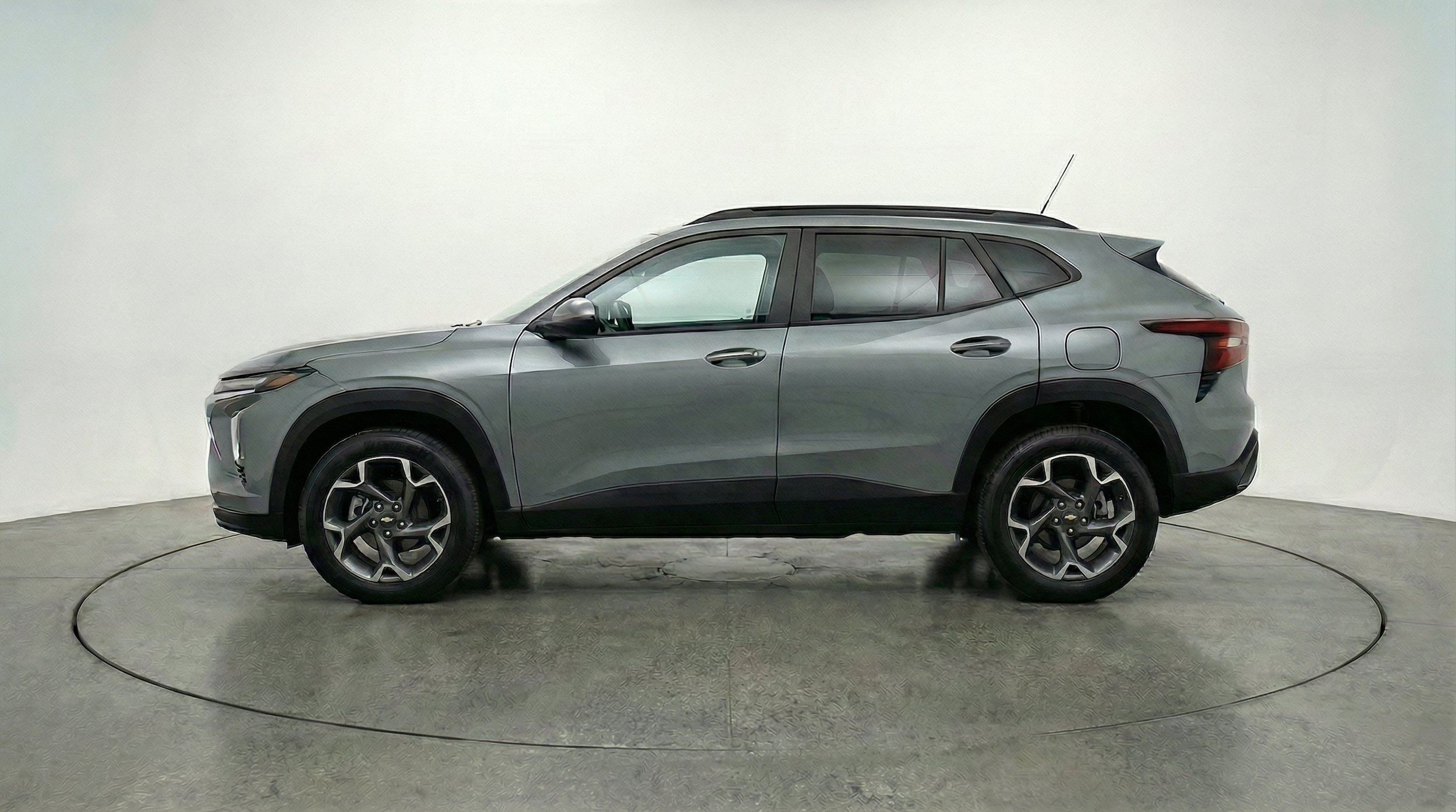 Thumbnail: 2025 Chevrolet Trax - 5