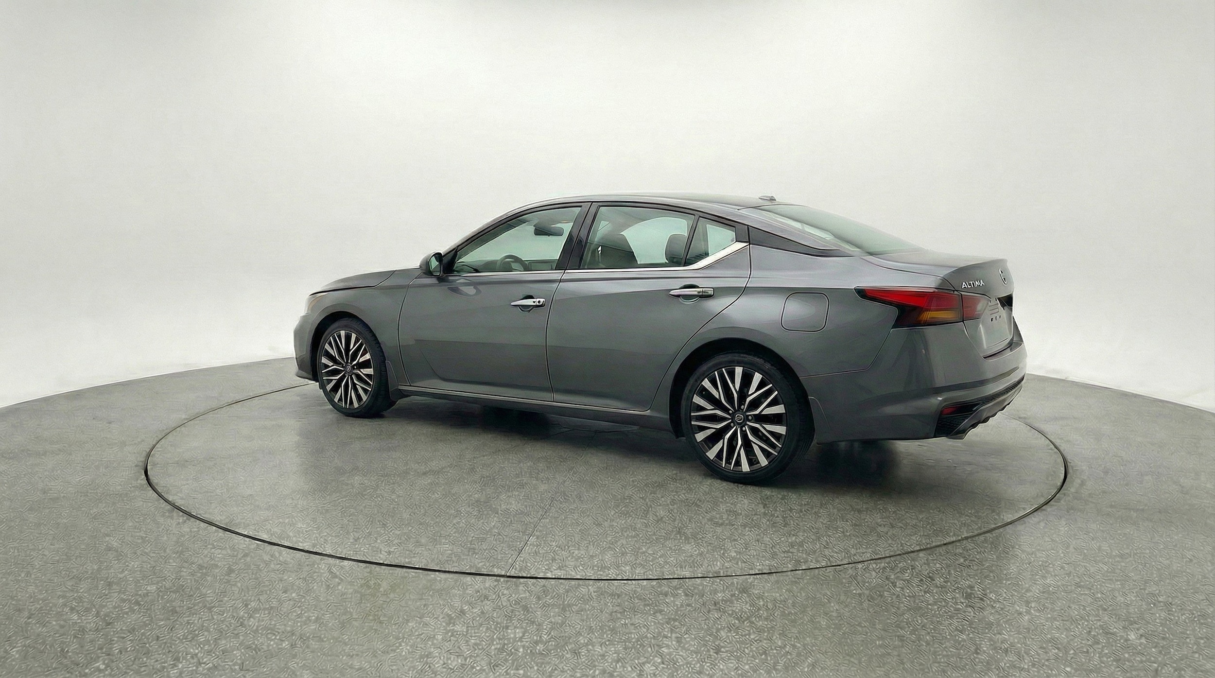 Thumbnail: 2025 Nissan Altima - 6