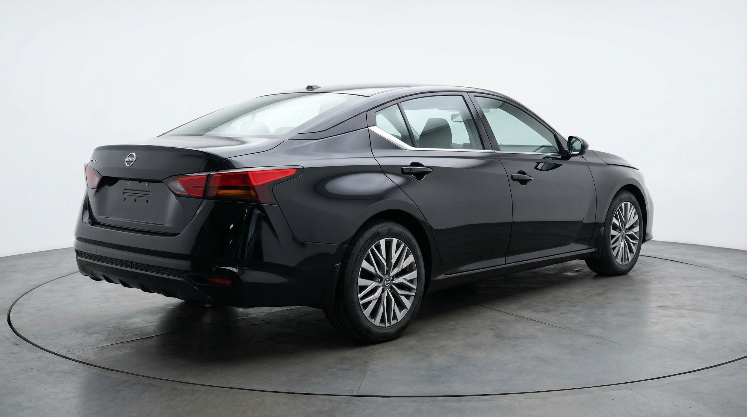 Thumbnail: 2025 Nissan Altima - 7