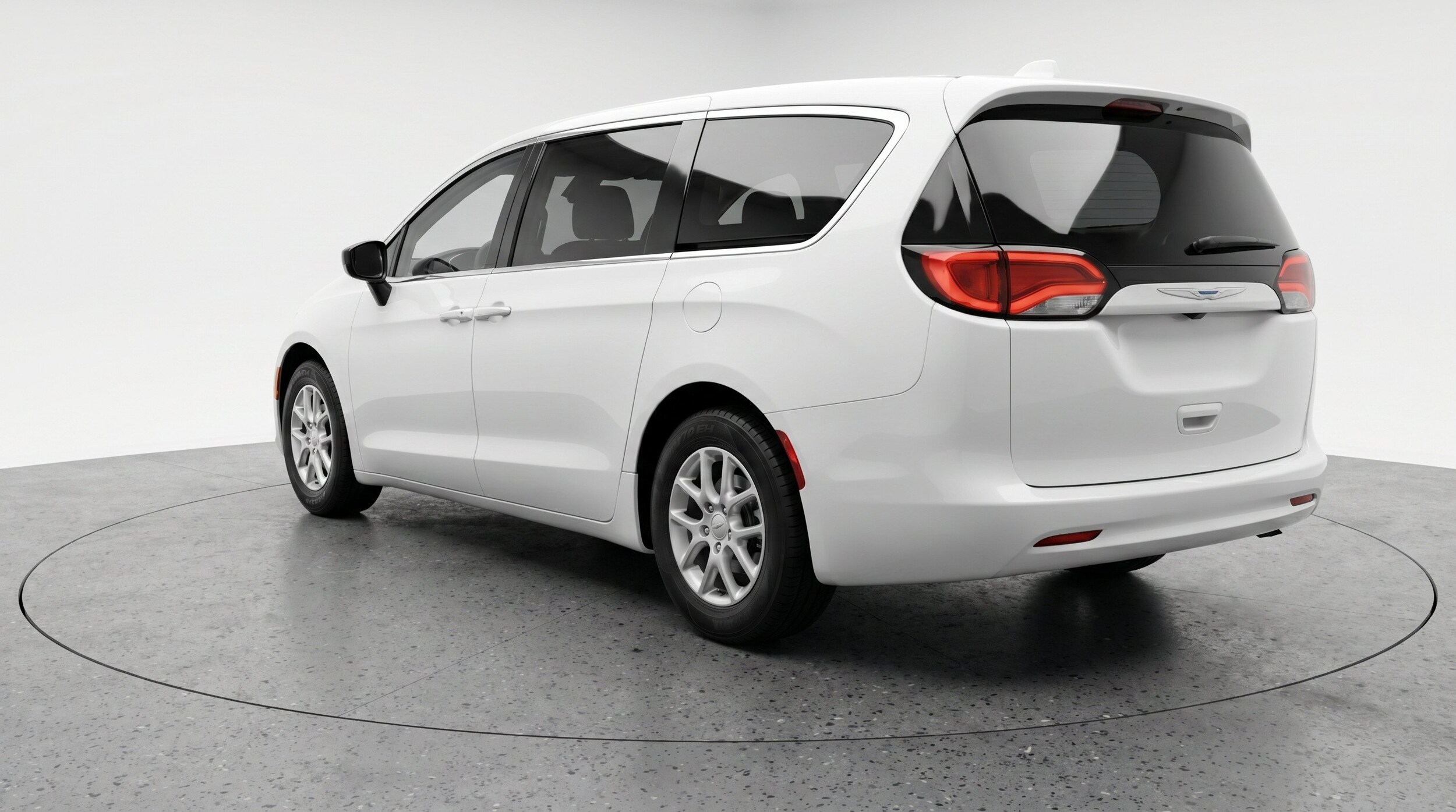 Thumbnail: 2024 Chrysler Voyager - 6