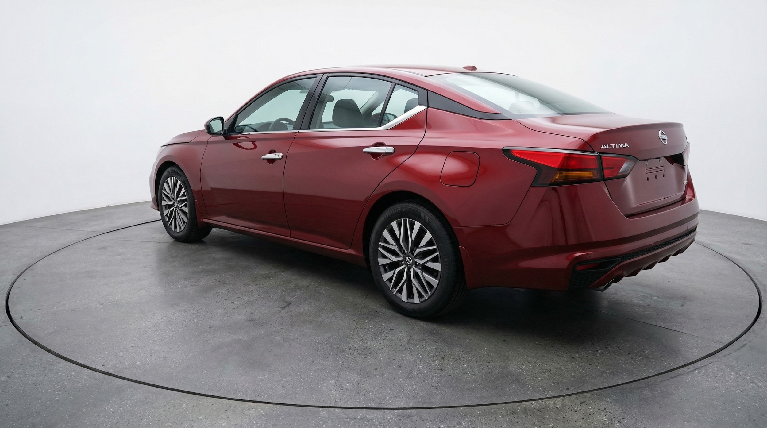 Thumbnail: 2025 Nissan Altima - 5