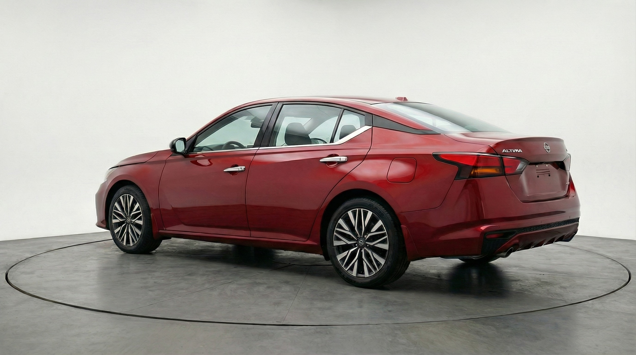 Thumbnail: 2025 Nissan Altima - 5